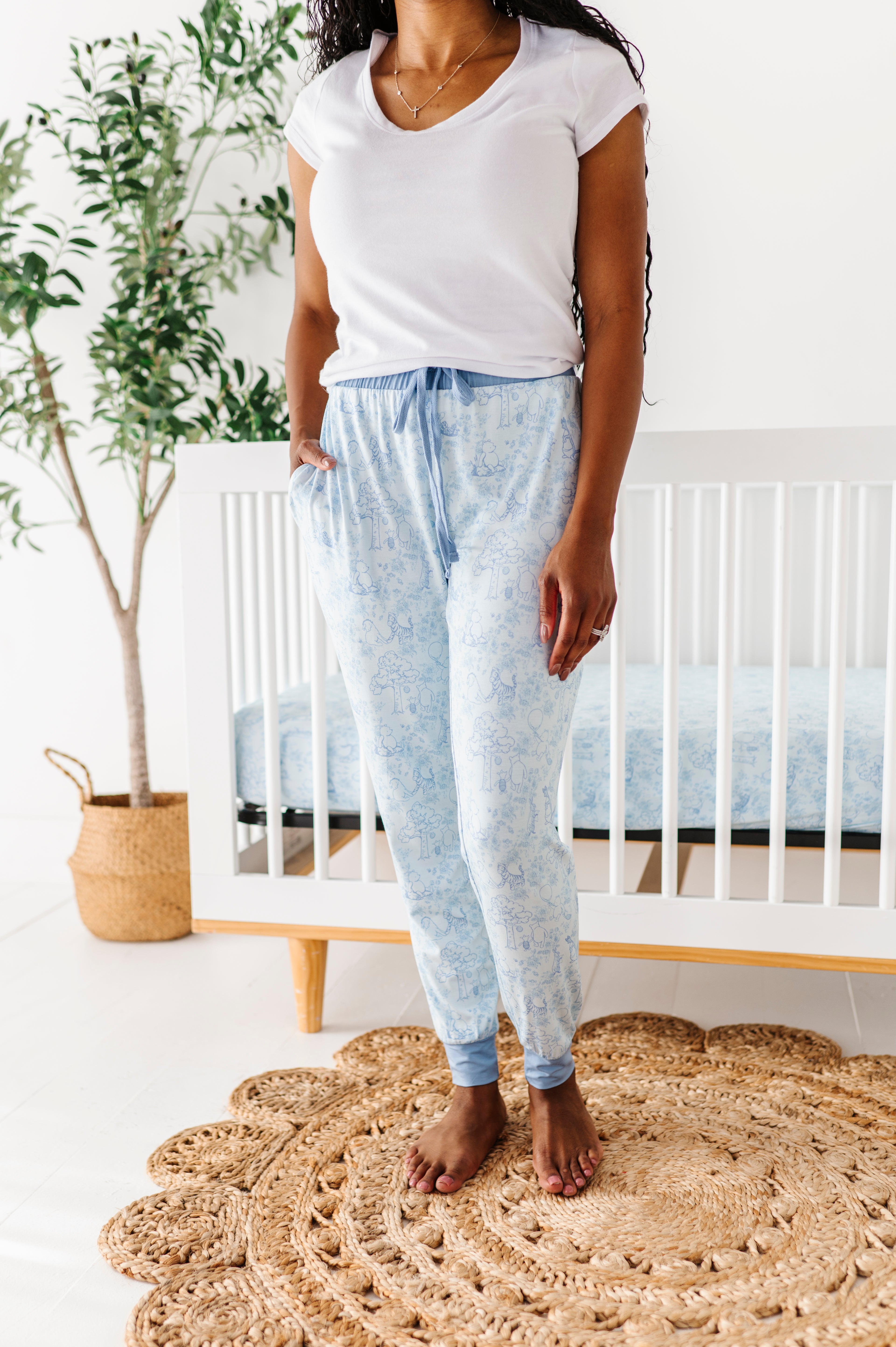WOMEN'S SLEEPY PANTS - LITTLE ADVENTURERS