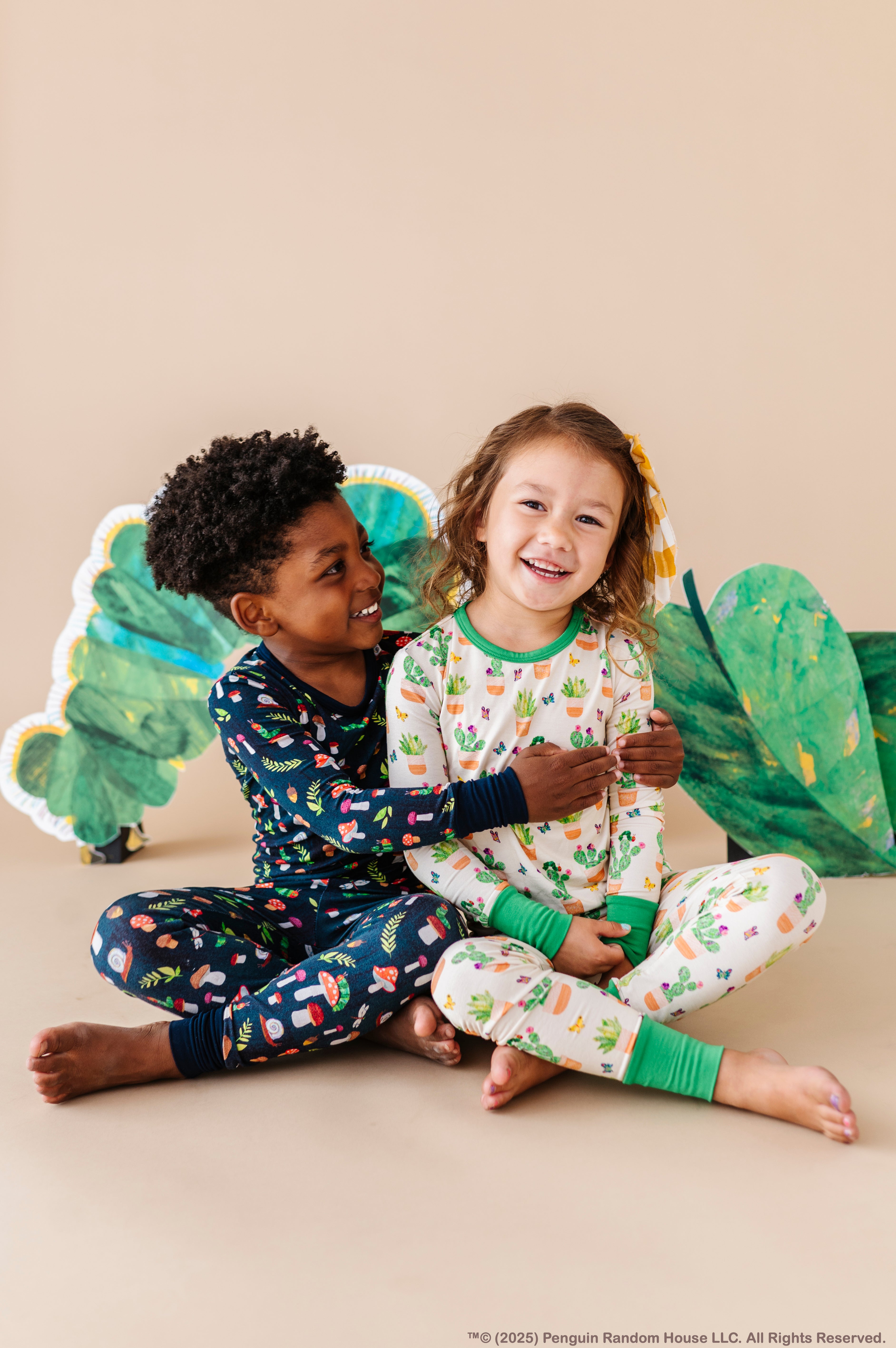 TWO PIECE JAMMIES - The World of Eric Carle™ STUCK ON YOU