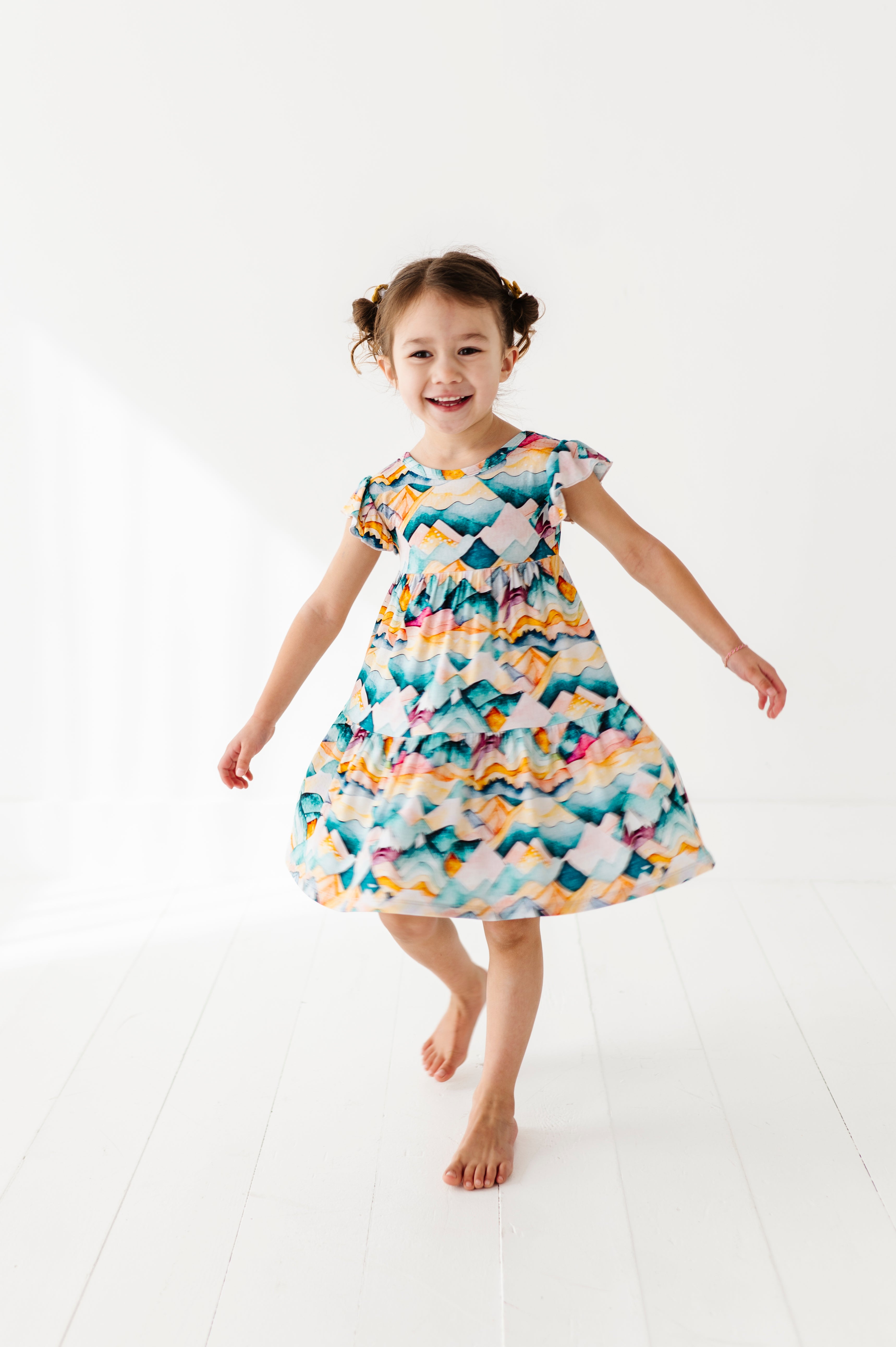 TIERED FLUTTER SLEEVE TWIRL WITH SHORTS - SPRING MOUNTAINS