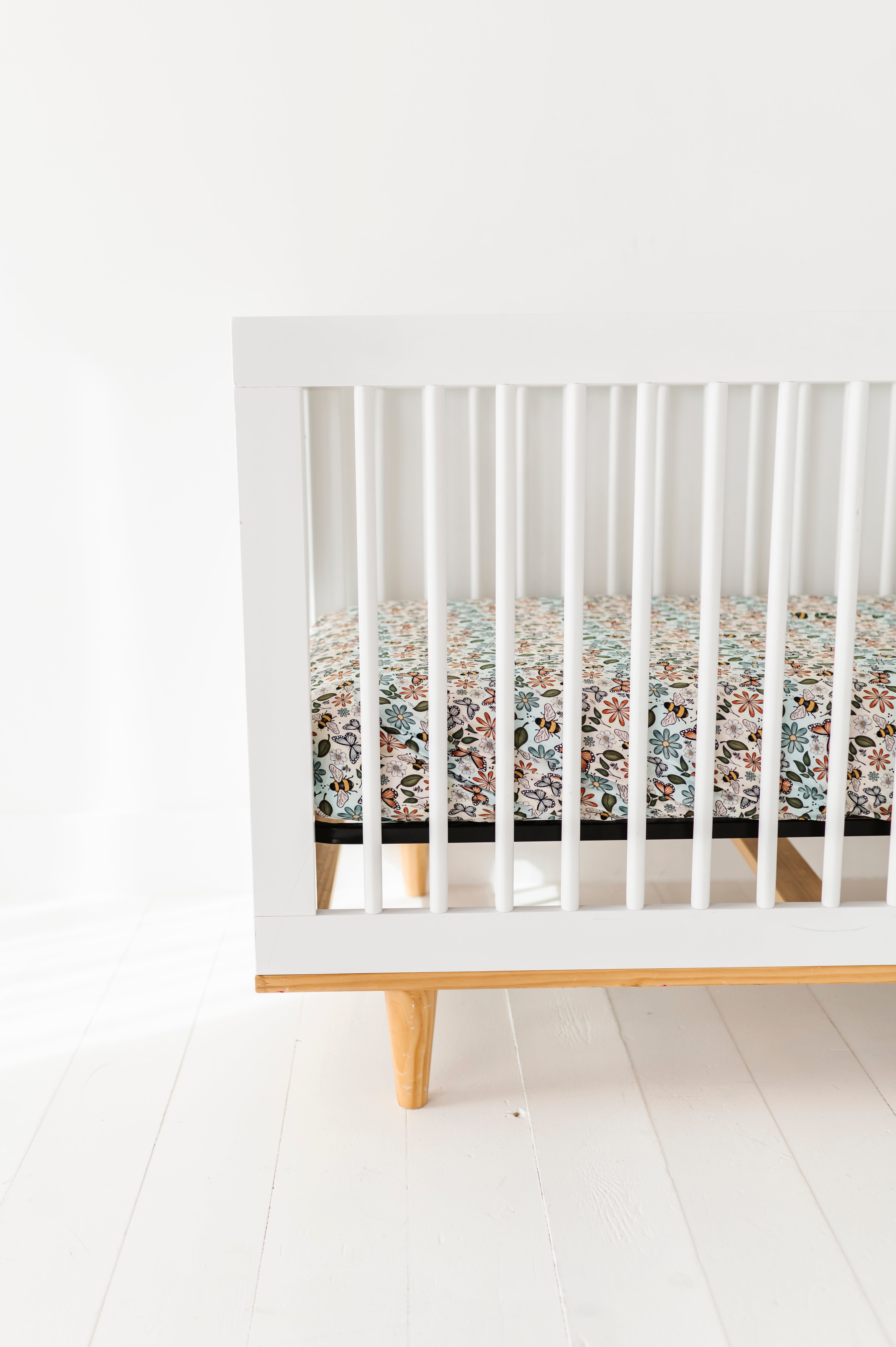 CRIB SHEET - BUZZING BLOSSOMS