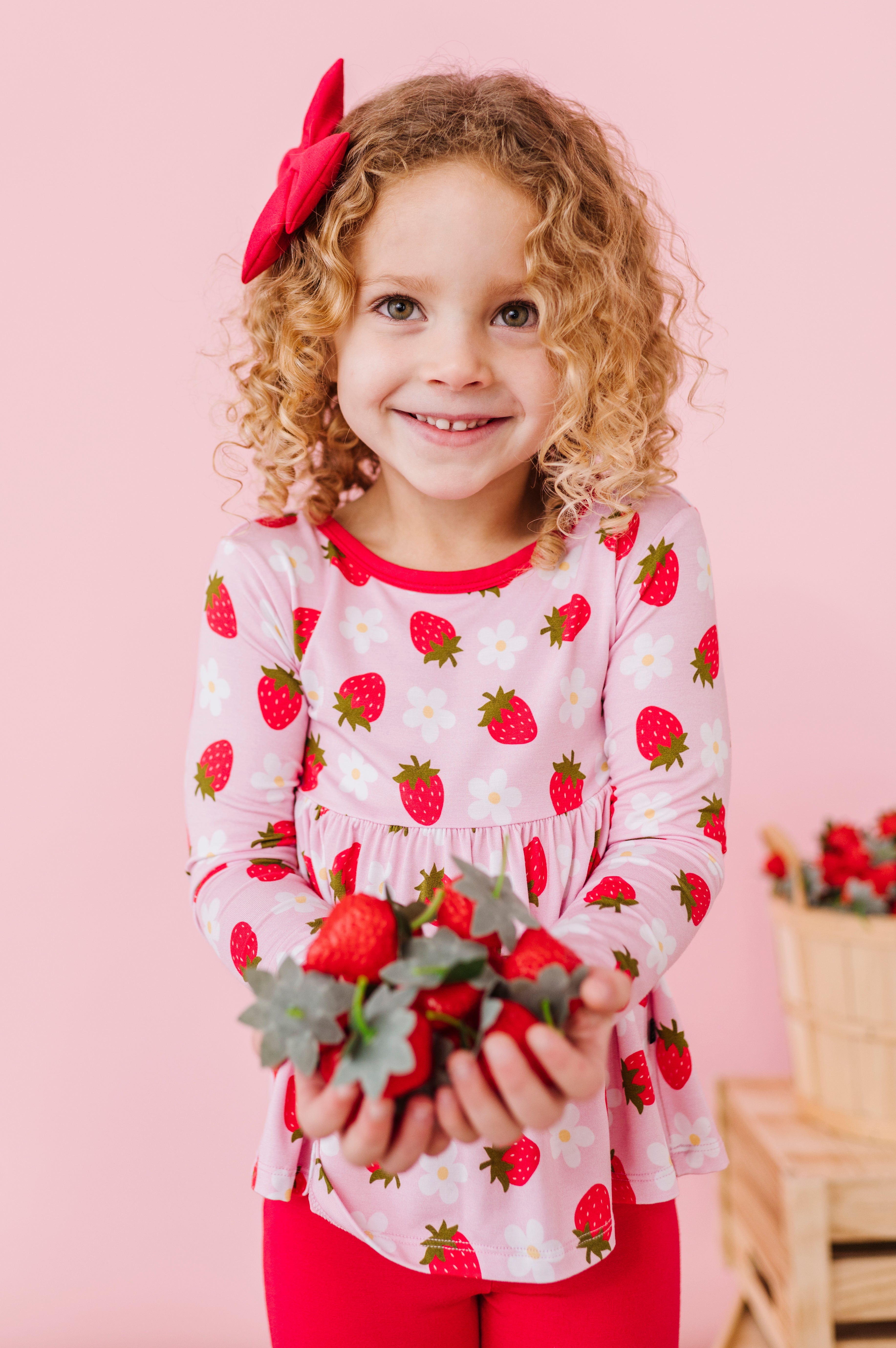 PEPLUM TOP WITH LEGGINGS - STRAWBERRY FIELDS