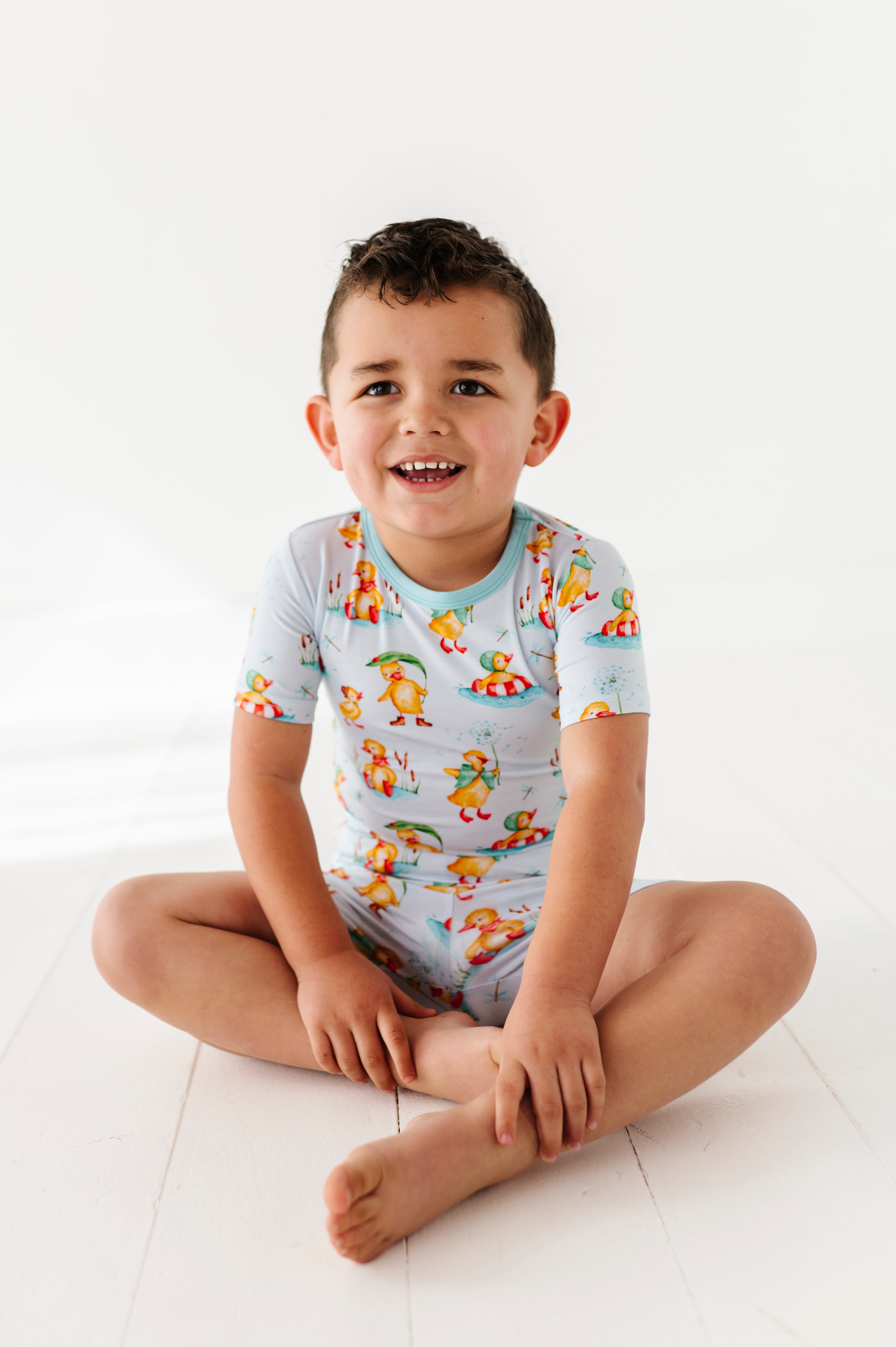TWO PIECE SHORT SLEEVE WITH SHORTS JAMMIES - WHATS QUACKALACKIN