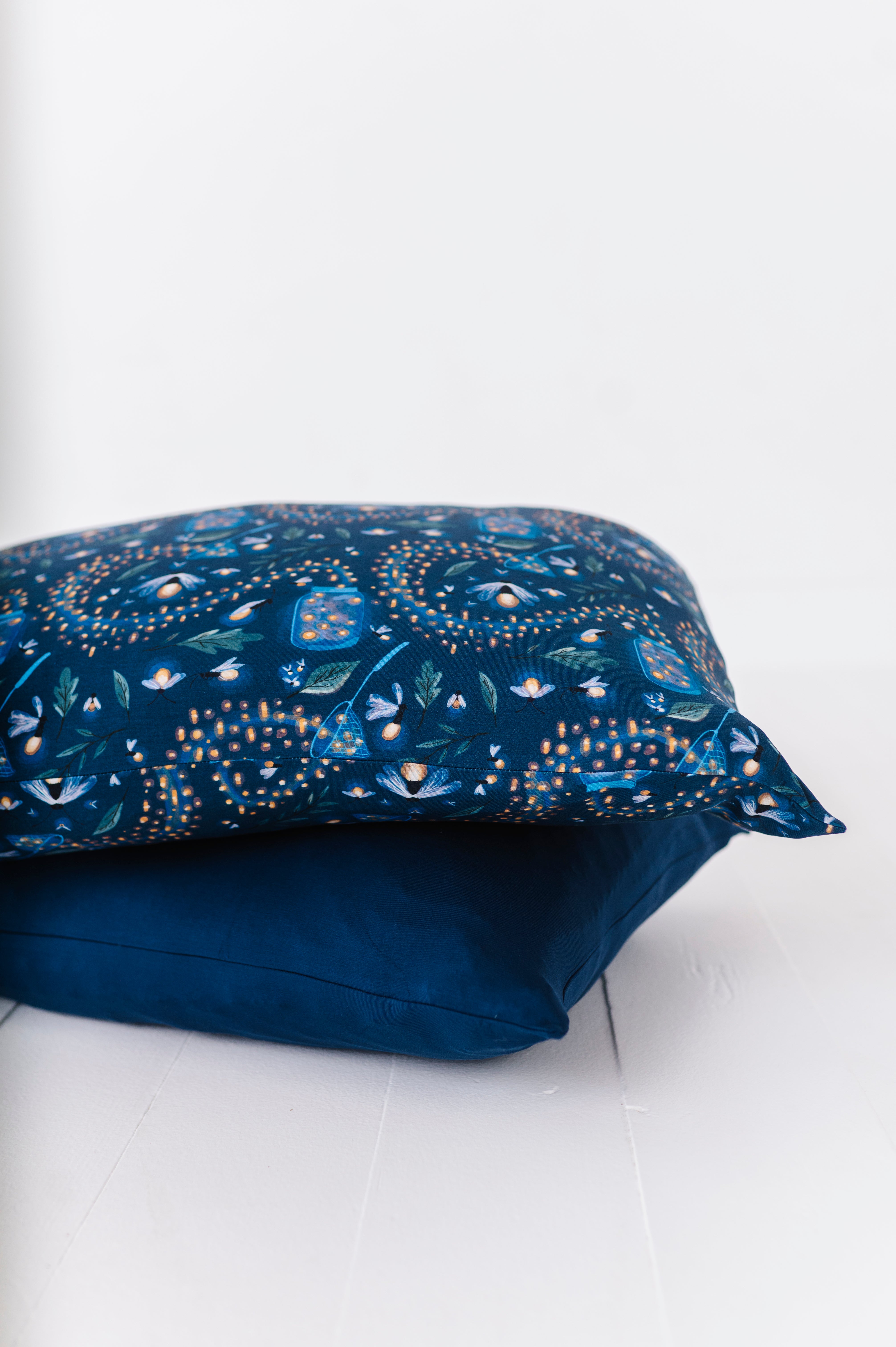 STANDARD PILLOWCASE SET - GLOW WITH THE FLOW