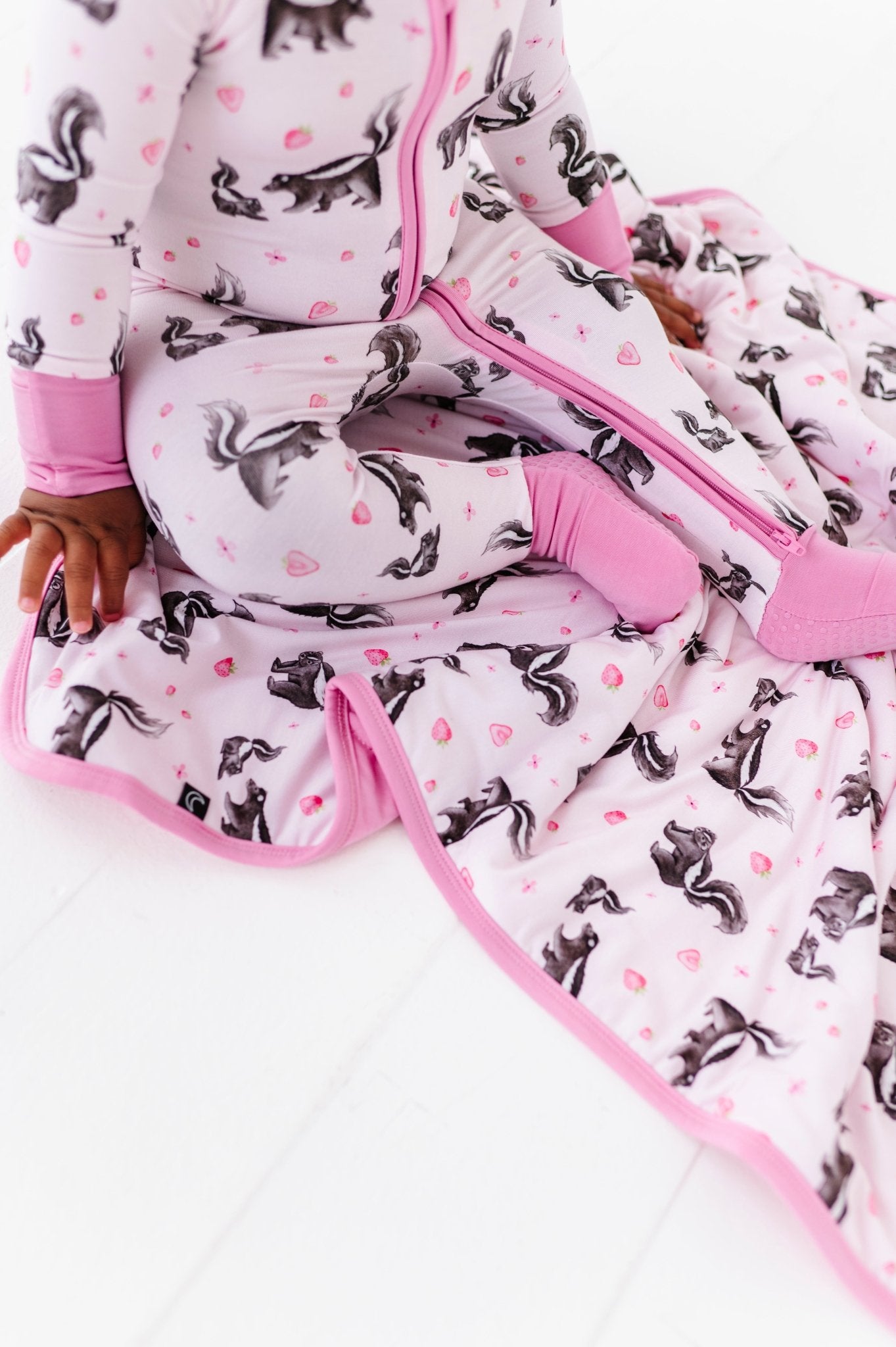 MINI BLANKIE - BERRY SWEET - The Sleepy Sloth