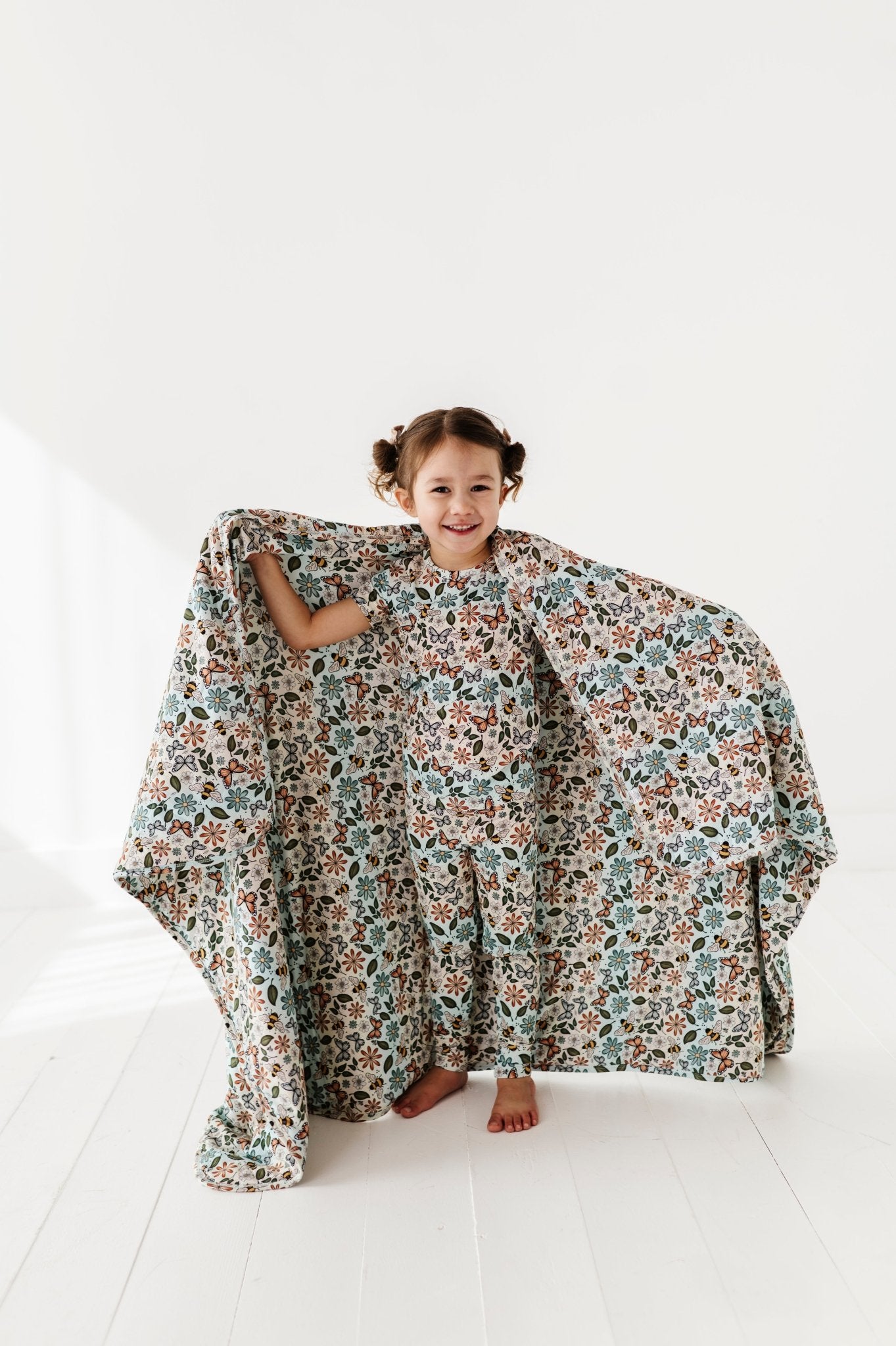 RIBBED TWO PIECE SHORT SLEEVE WITH PANTS JAMMIES - BUZZING BLOSSOMS - The Sleepy Sloth