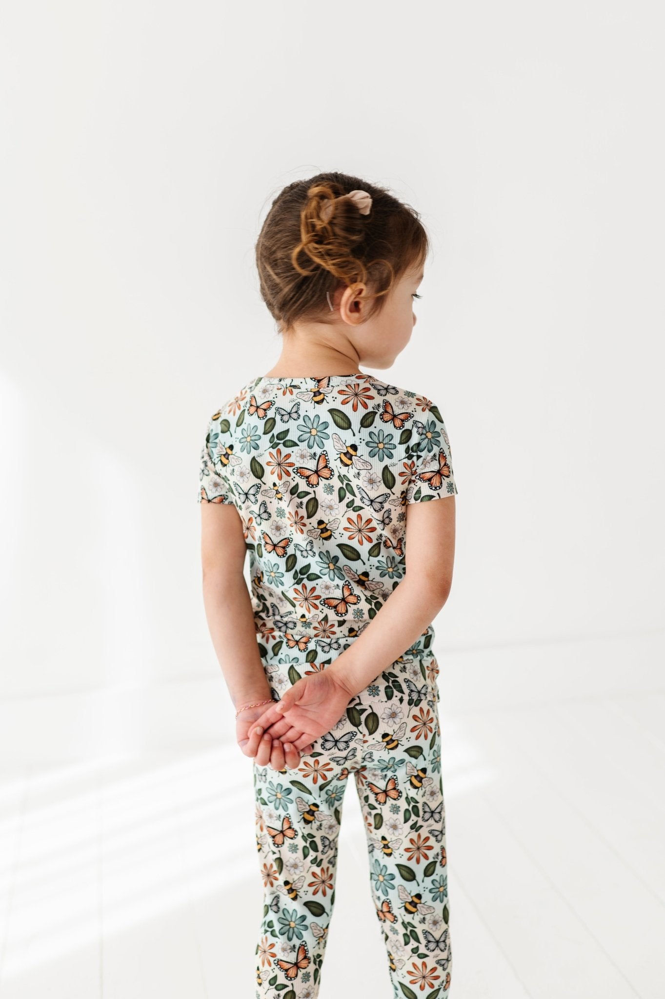 RIBBED TWO PIECE SHORT SLEEVE WITH PANTS JAMMIES - BUZZING BLOSSOMS - The Sleepy Sloth