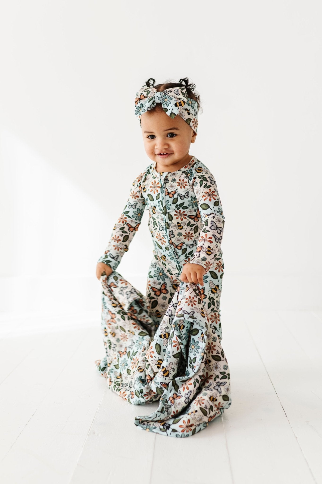 RIBBED ZIP JAMMIES - BUZZING BLOSSOMS - The Sleepy Sloth