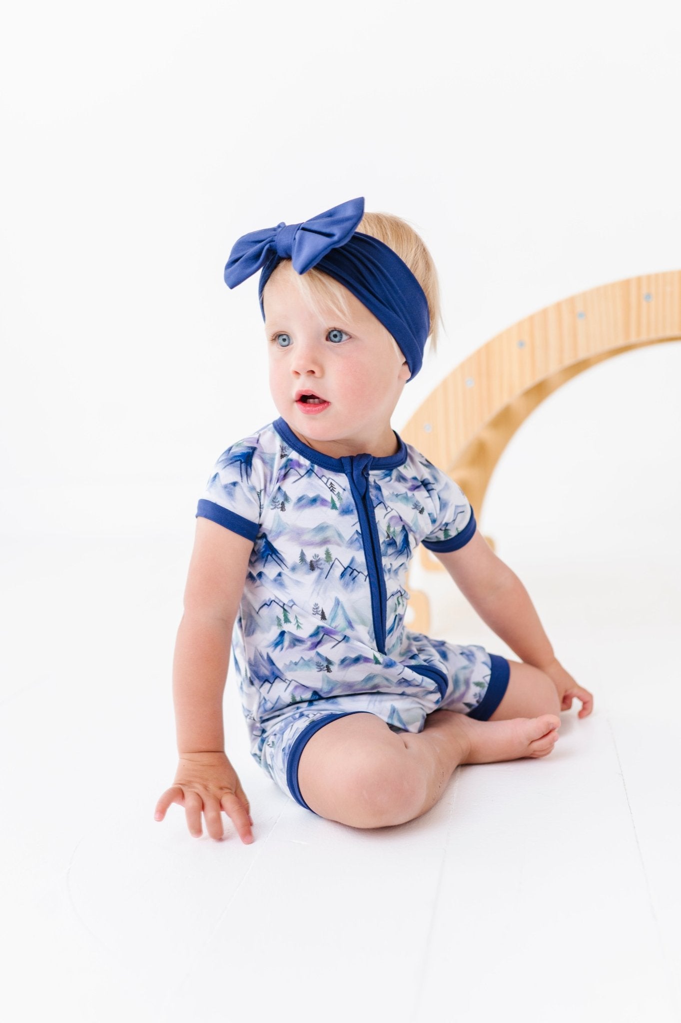 SHORTIE - MISTY MOUNTAINS - The Sleepy Sloth