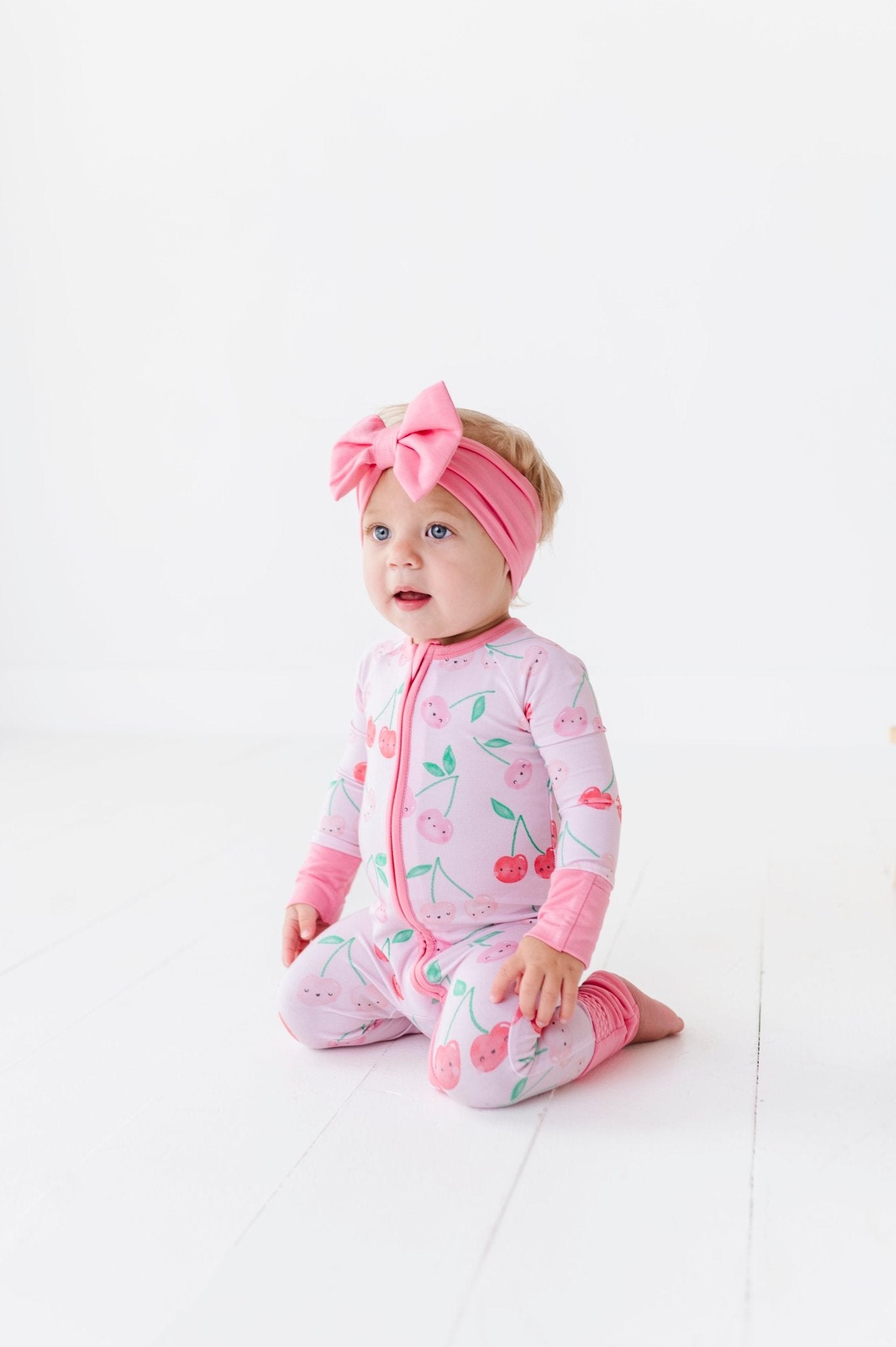 SOLID BOW - CHERRY SWEET - The Sleepy Sloth