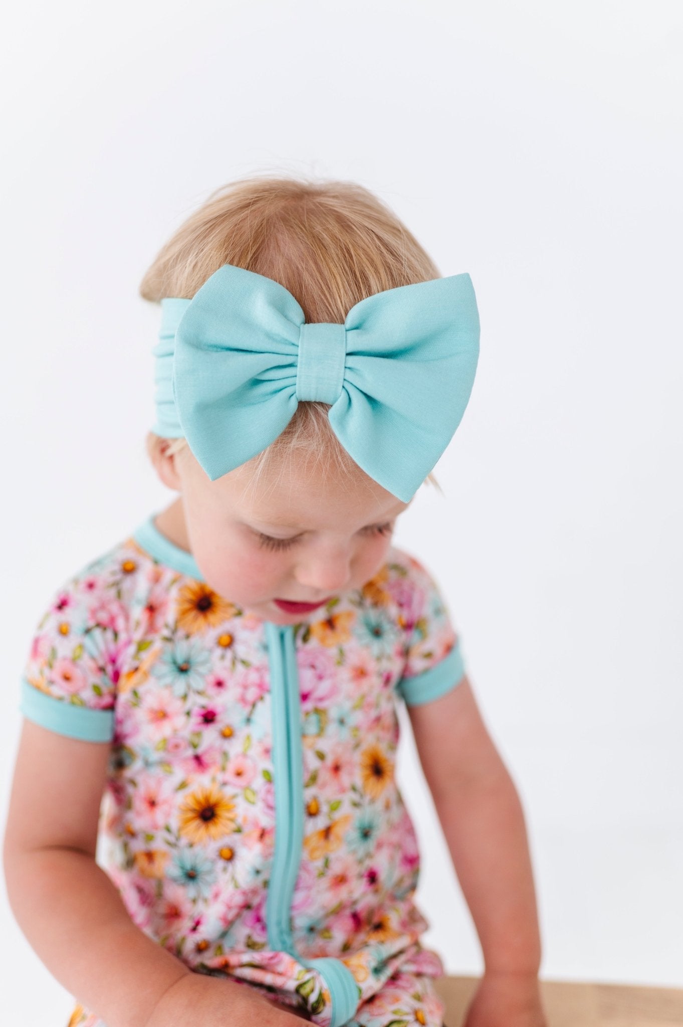 SOLID BOW - PENELOPE’S PETALS - The Sleepy Sloth