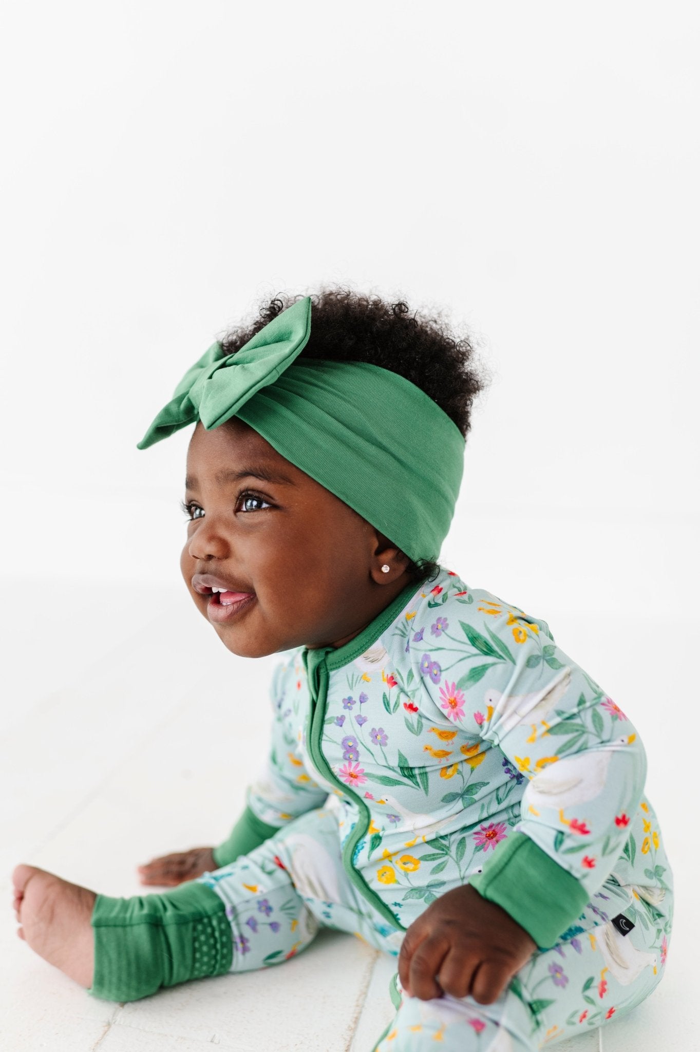 SOLID BOW - SILLY GOOSE - The Sleepy Sloth