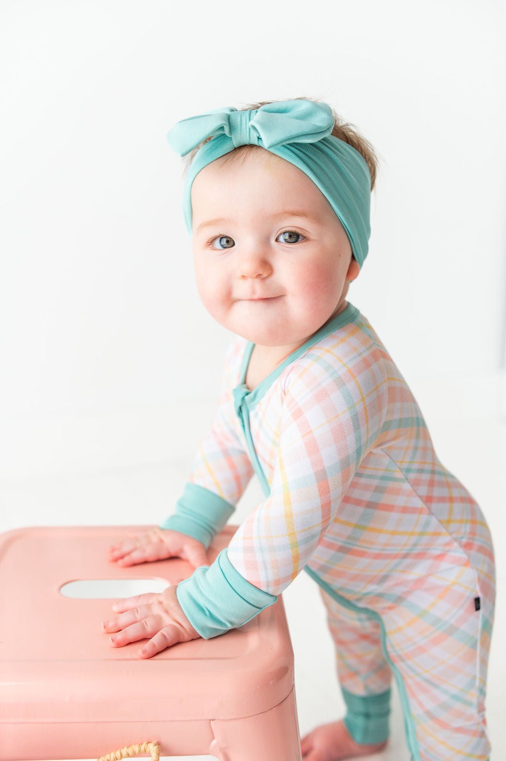 SOLID BOW - SPRING PLAID - The Sleepy Sloth