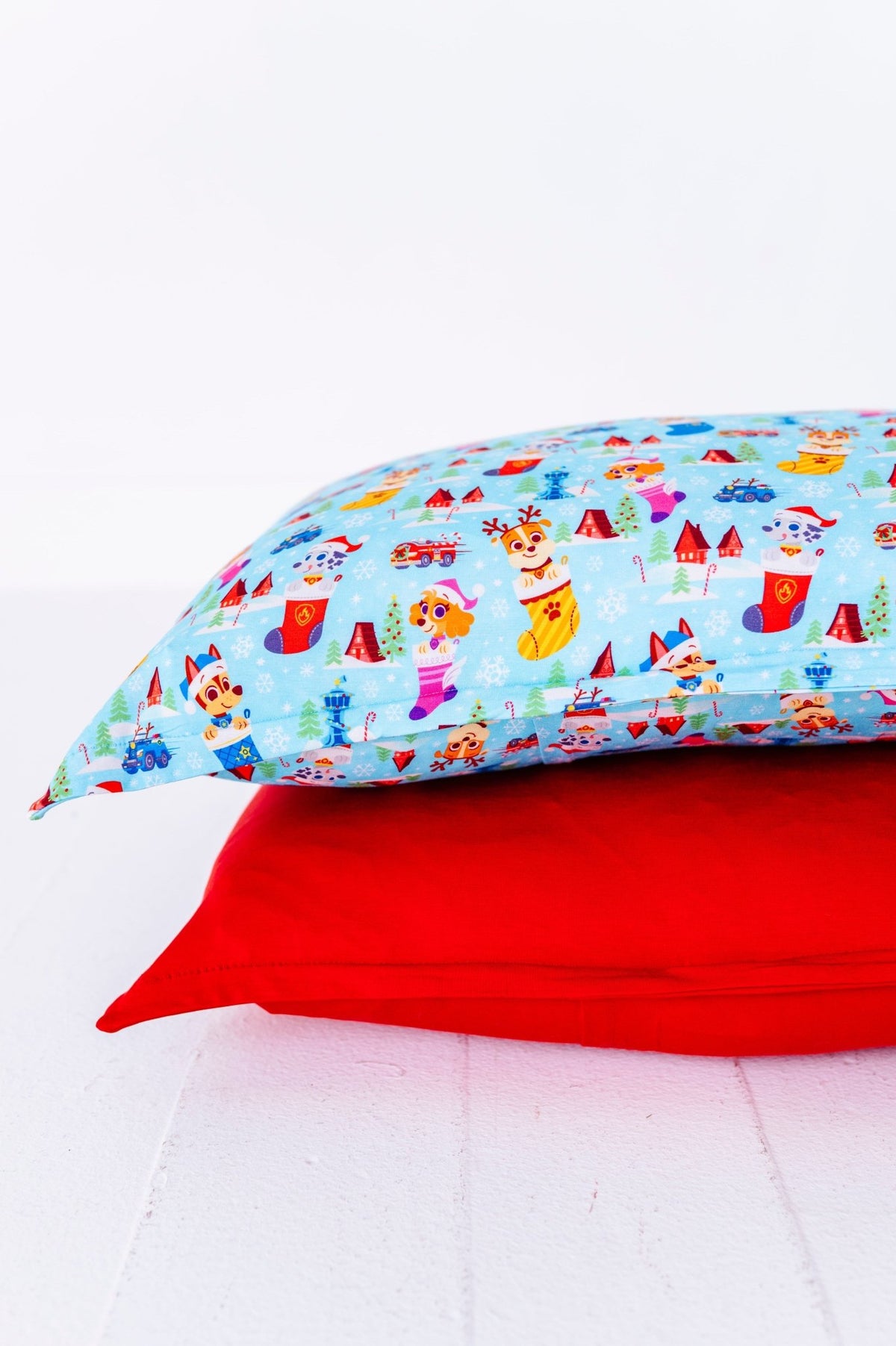 Standard Pillow Case Set - Paw Patrol™ Deck the PAWs - The Sleepy Sloth