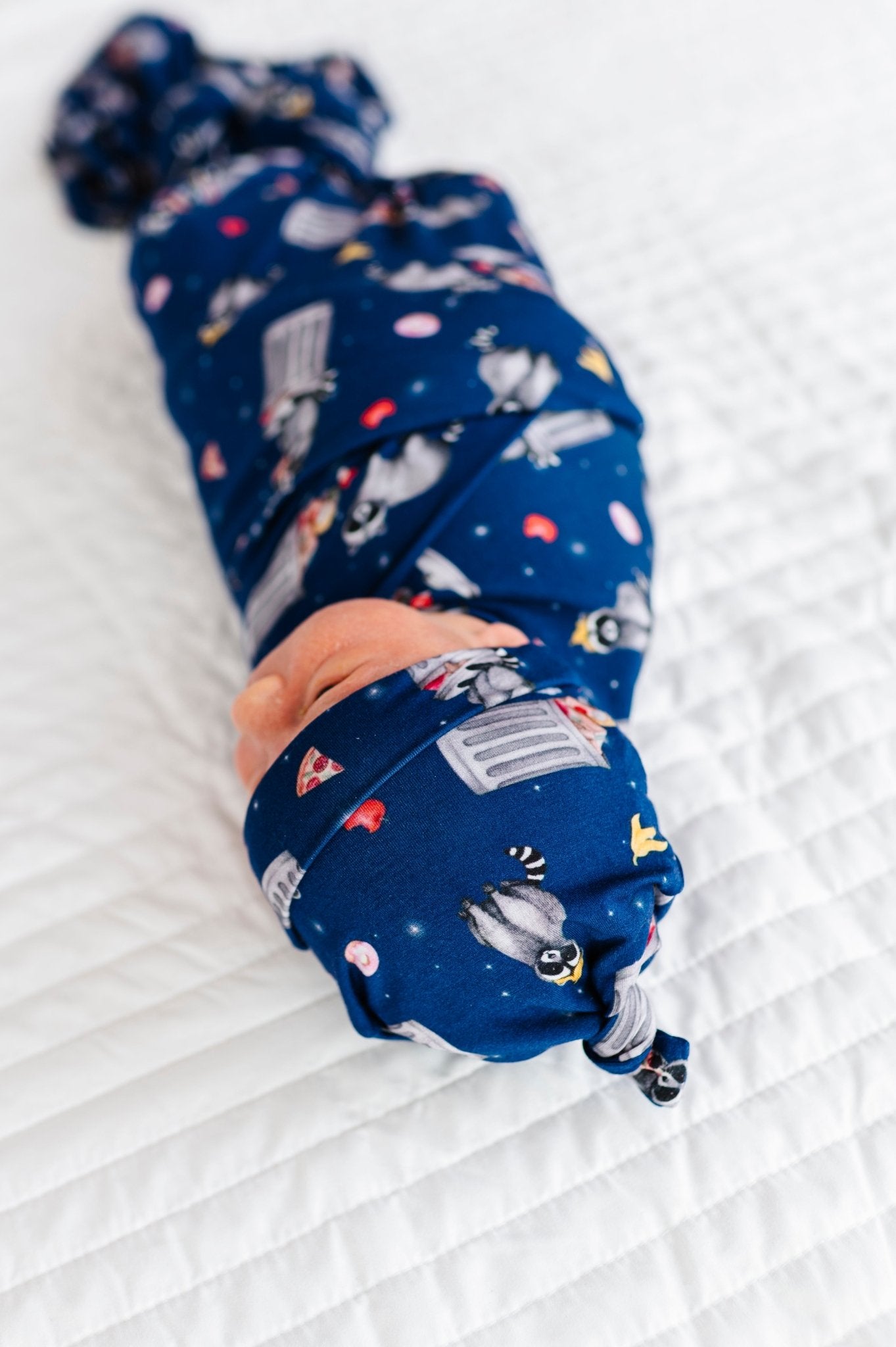SWADDLE SET - MIDNIGHT SNACK - The Sleepy Sloth