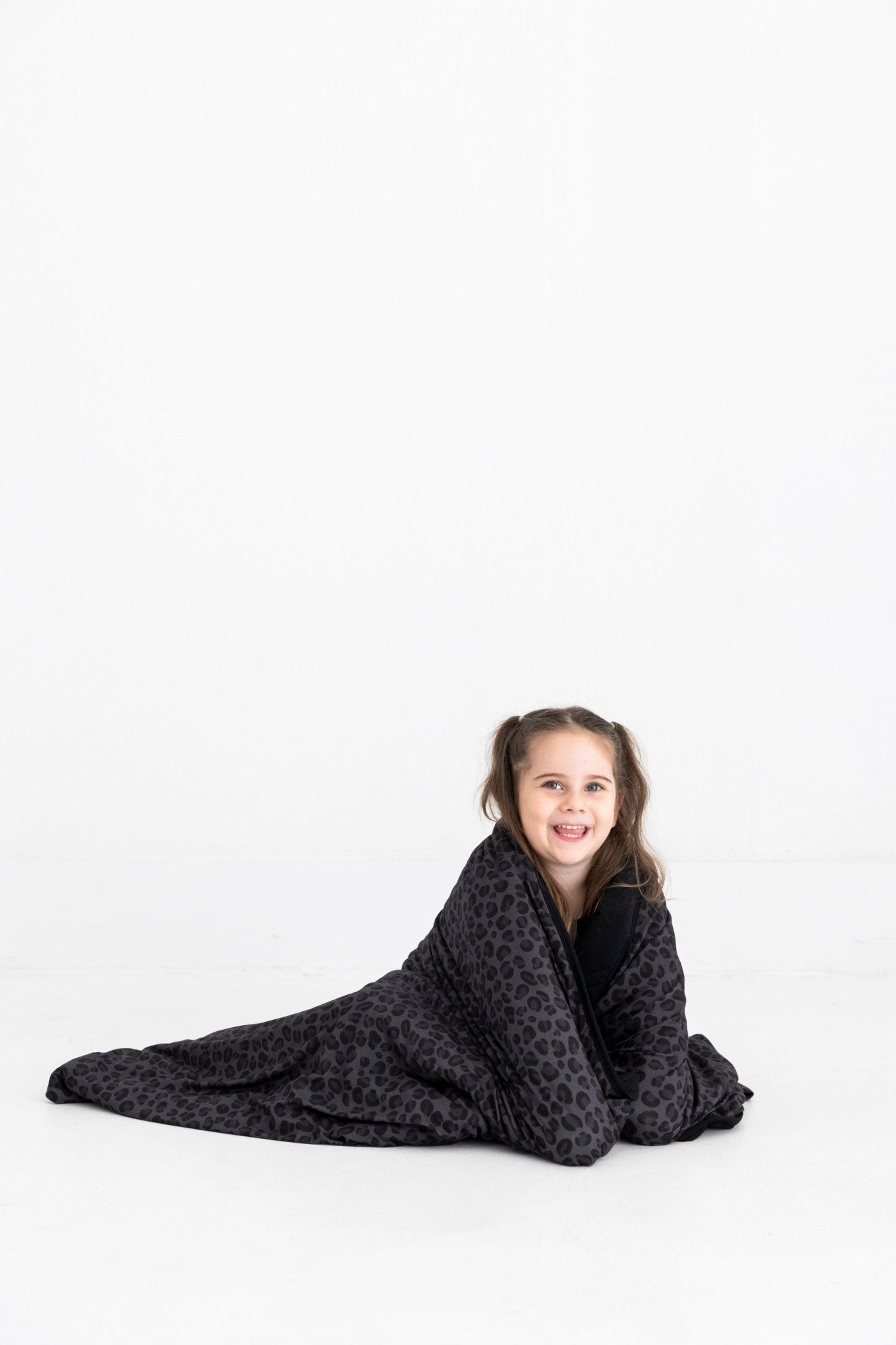 TODDLER BLANKIE - SPOTTED IN ONYX - The Sleepy Sloth