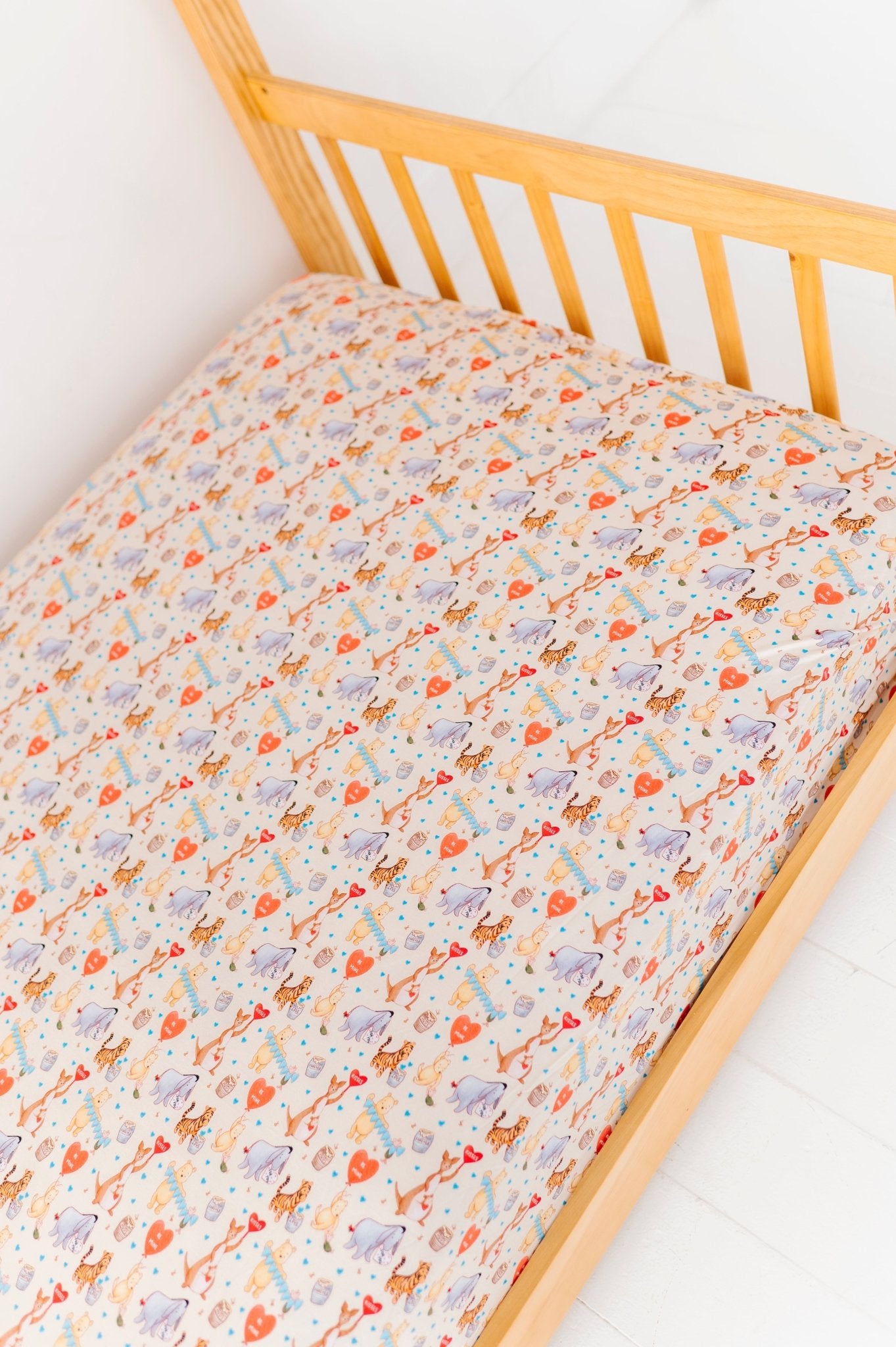 TWIN FITTED SHEET - 100 ACRES OF HUGS - The Sleepy Sloth