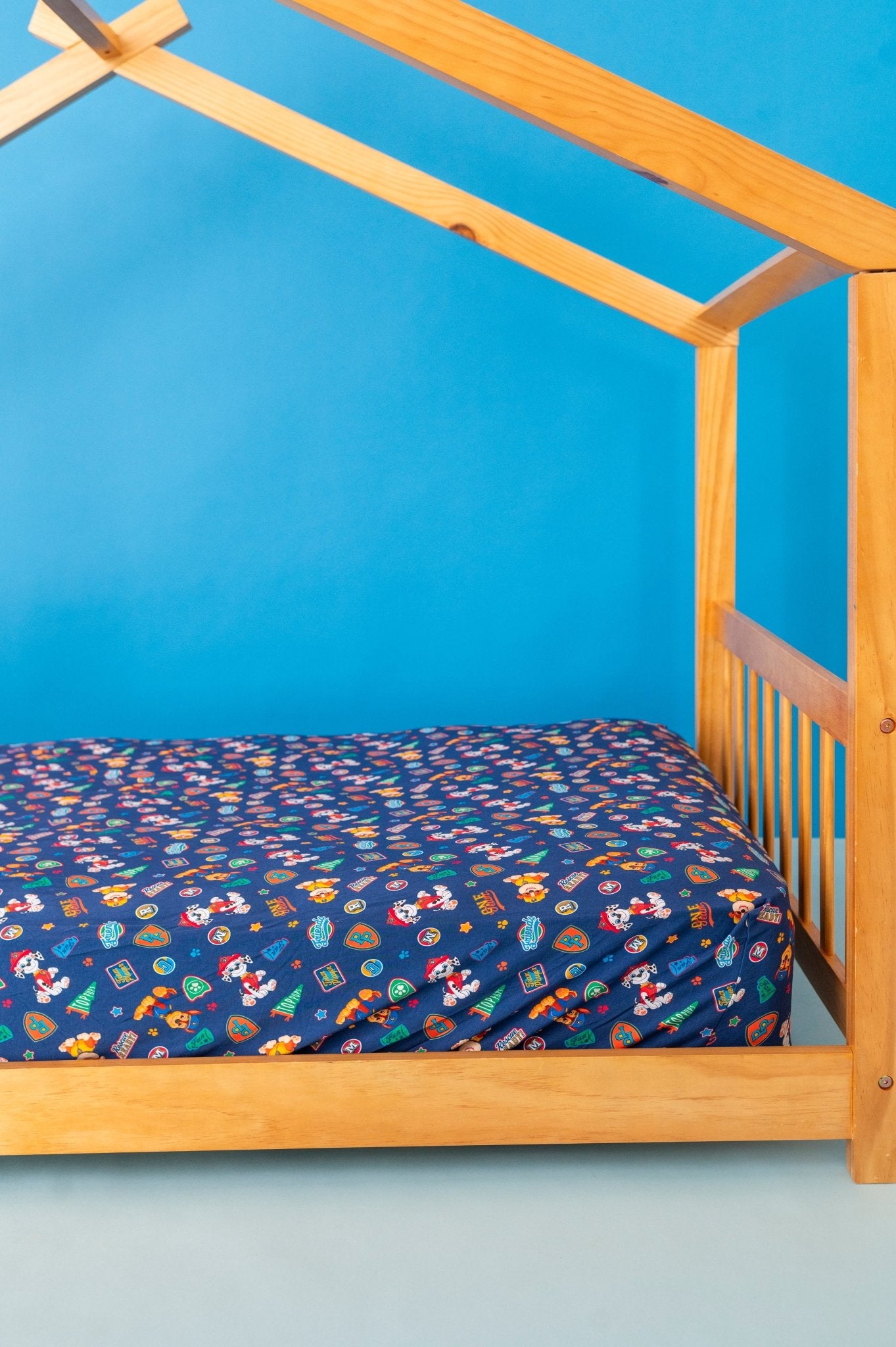 TWIN FITTED SHEET - PAW PATROL™ ALL - STARS PAWsome Blue League - The Sleepy Sloth