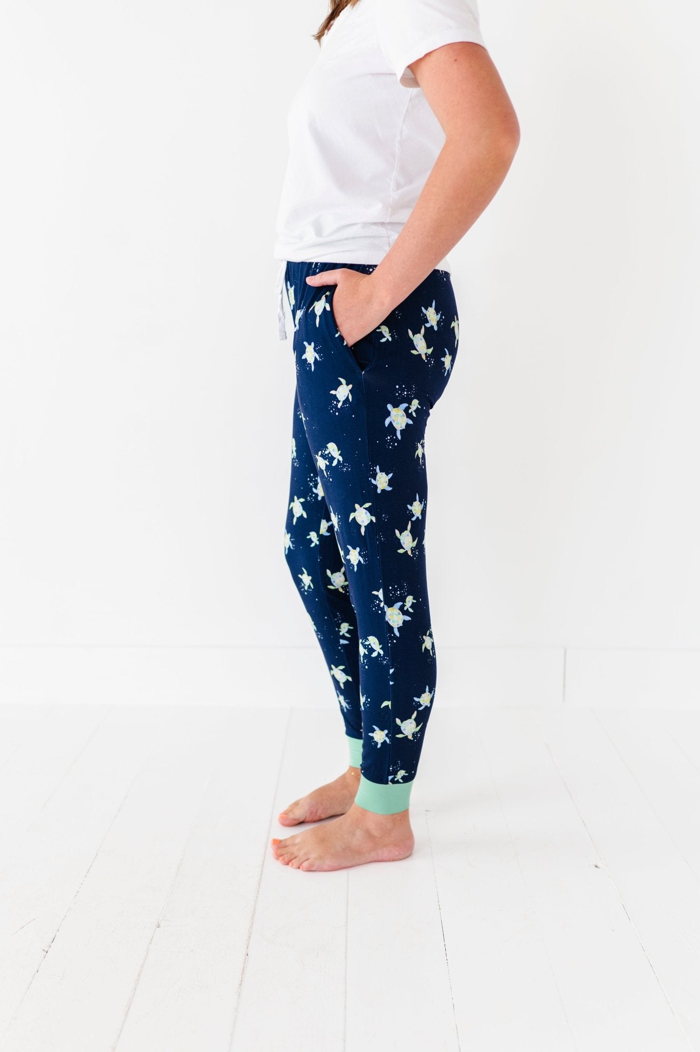 WOMEN'S SLEEPY PANTS - SEA THE STARS - The Sleepy Sloth