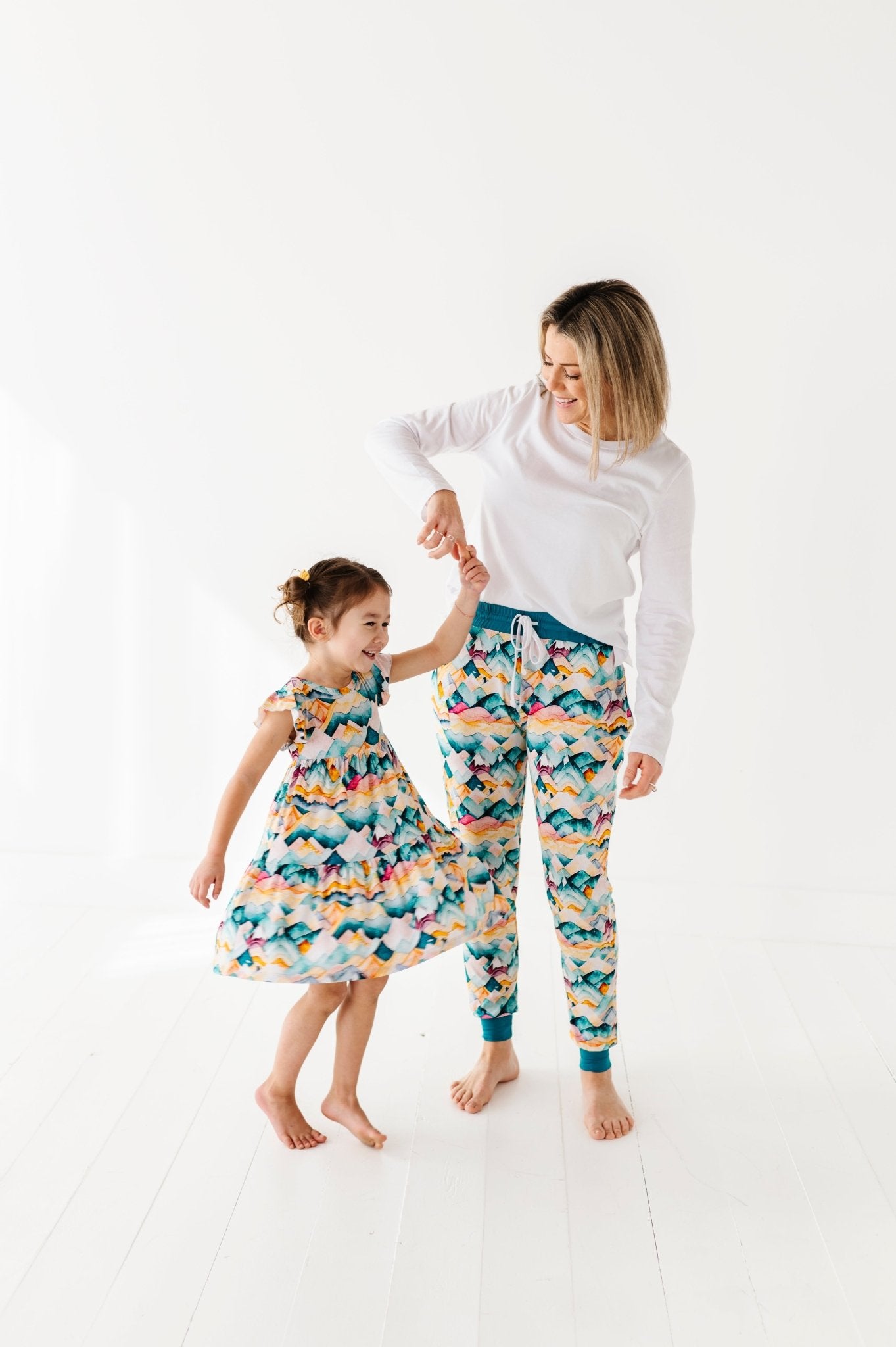 WOMEN'S SLEEPY PANTS - SPRING MOUNTAINS - The Sleepy Sloth