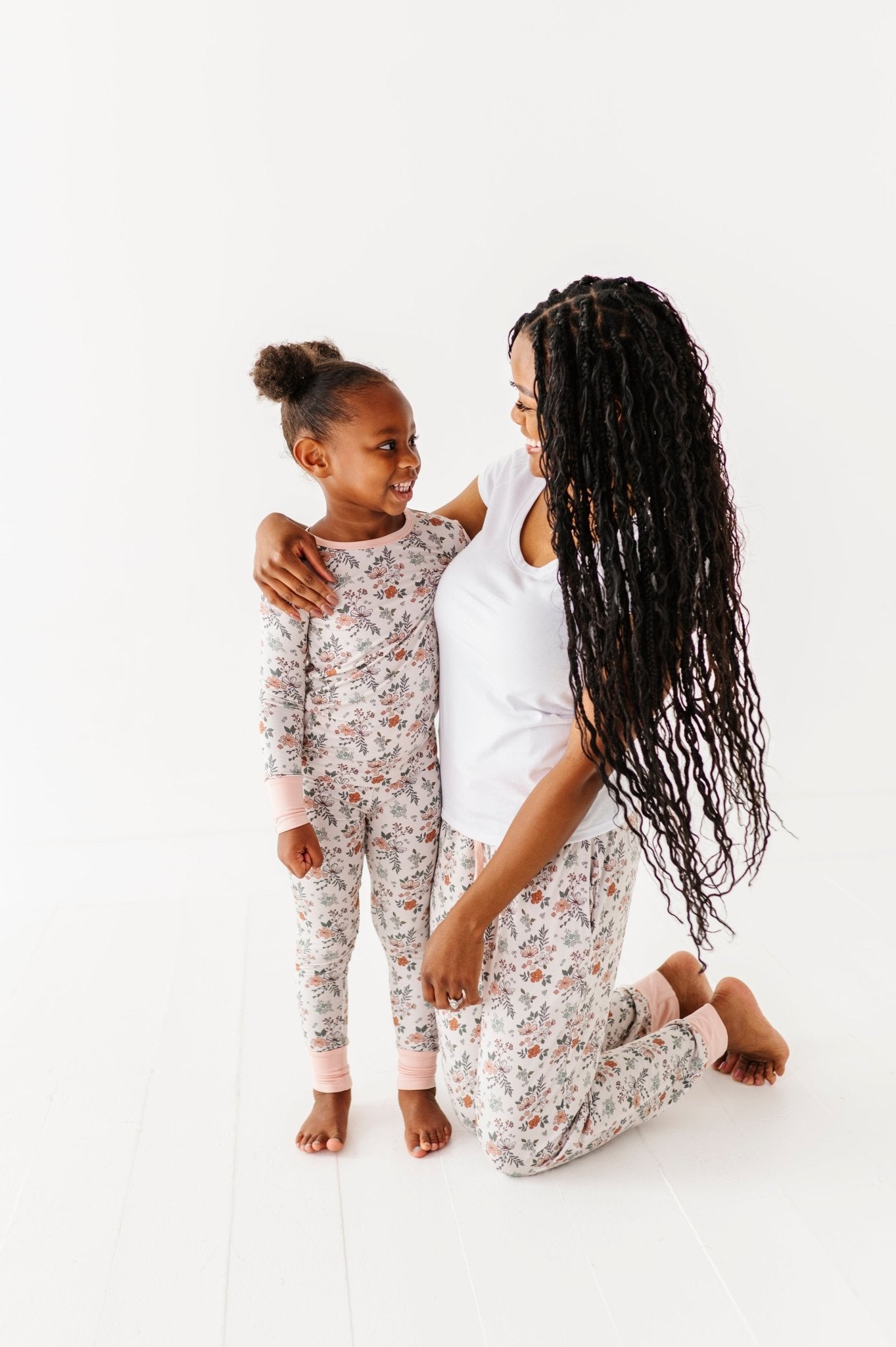 WOMEN'S SLEEPY PANTS - TIMELESS MEADOW - The Sleepy Sloth