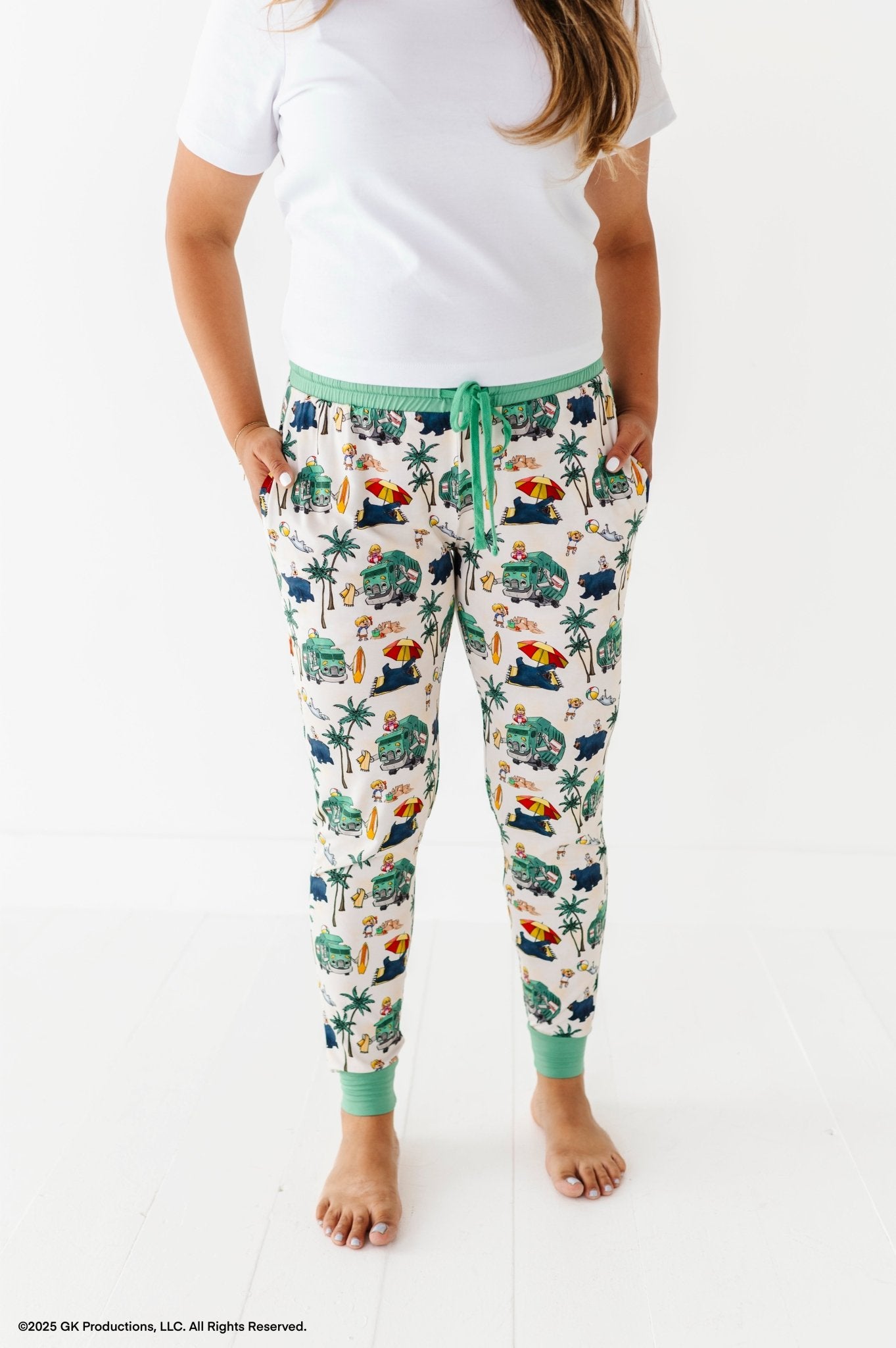 WOMEN'S SLEEPY PANTS - TRASH TRUCK™ BEACH DAY - The Sleepy Sloth