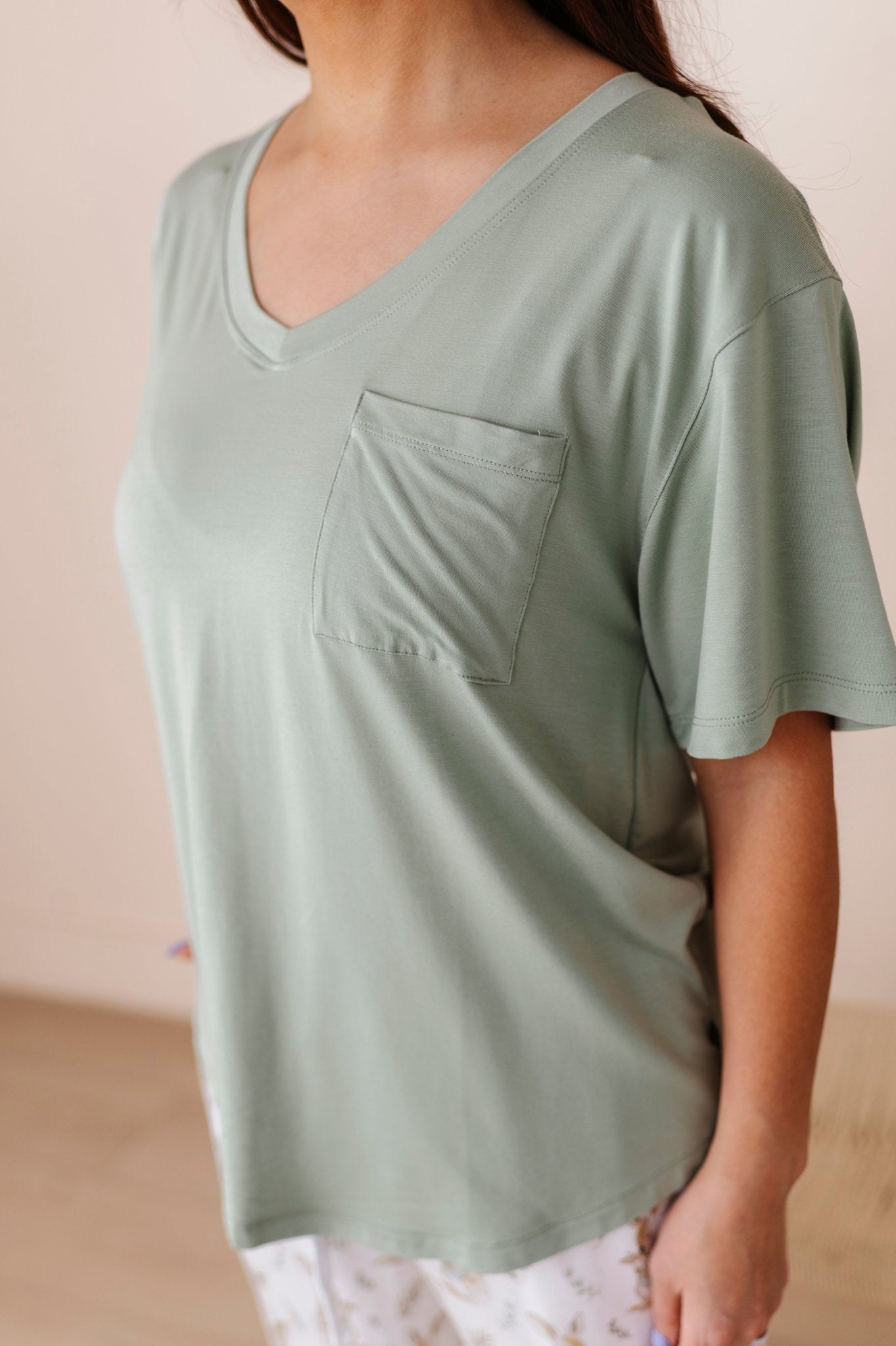 WOMEN'S SOLID SHIRT - LOVE ROO SO MUCH - The Sleepy Sloth