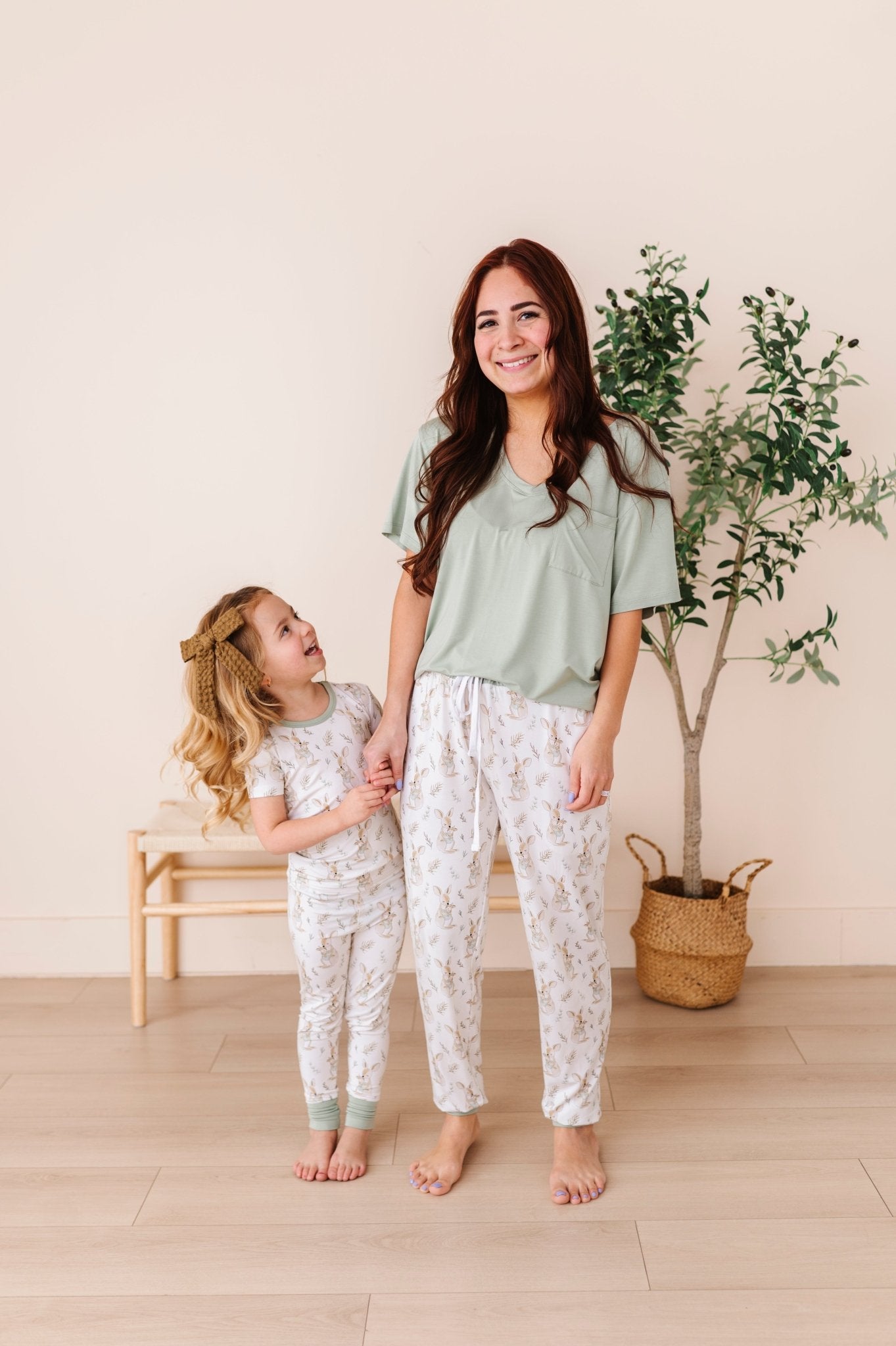WOMEN'S SOLID SHIRT - LOVE ROO SO MUCH - The Sleepy Sloth