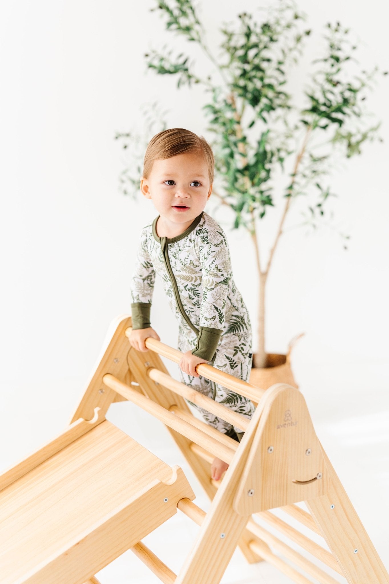 ZIP JAMMIES - SAGE GARDEN - The Sleepy Sloth