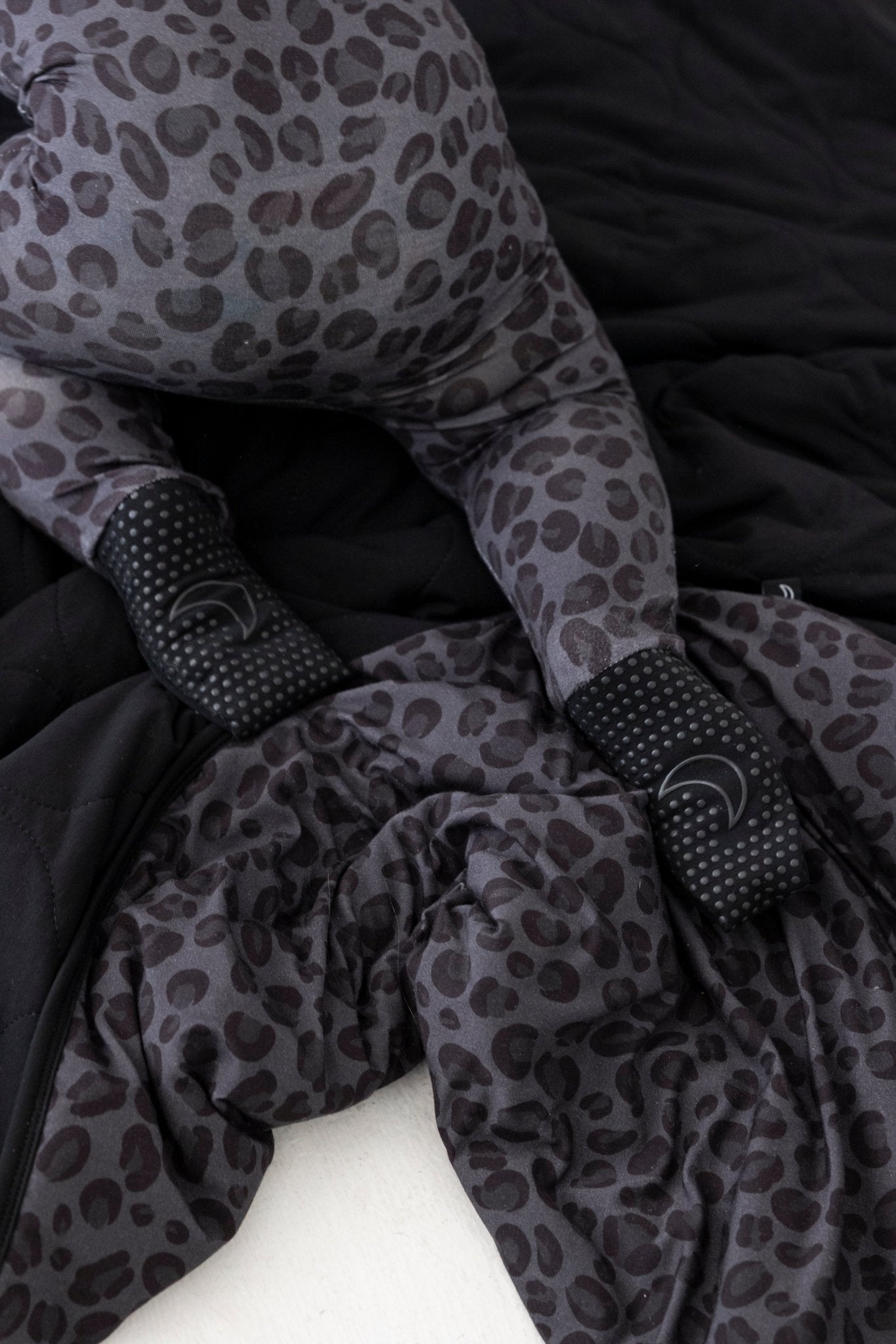 ZIP JAMMIES - SPOTTED IN ONYX - The Sleepy Sloth