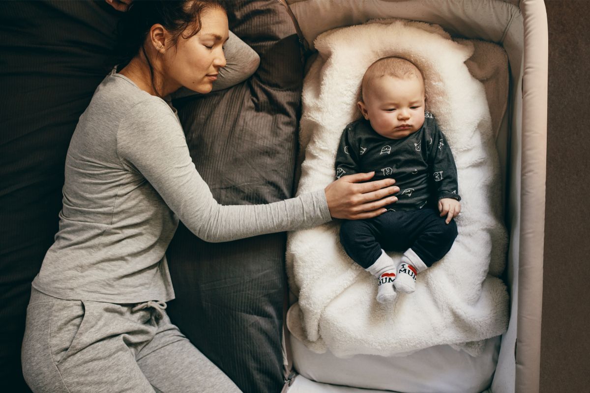 New Mom Can’t Sleep When Baby Sleeps: Try These 5 Tips - The Sleepy Sloth