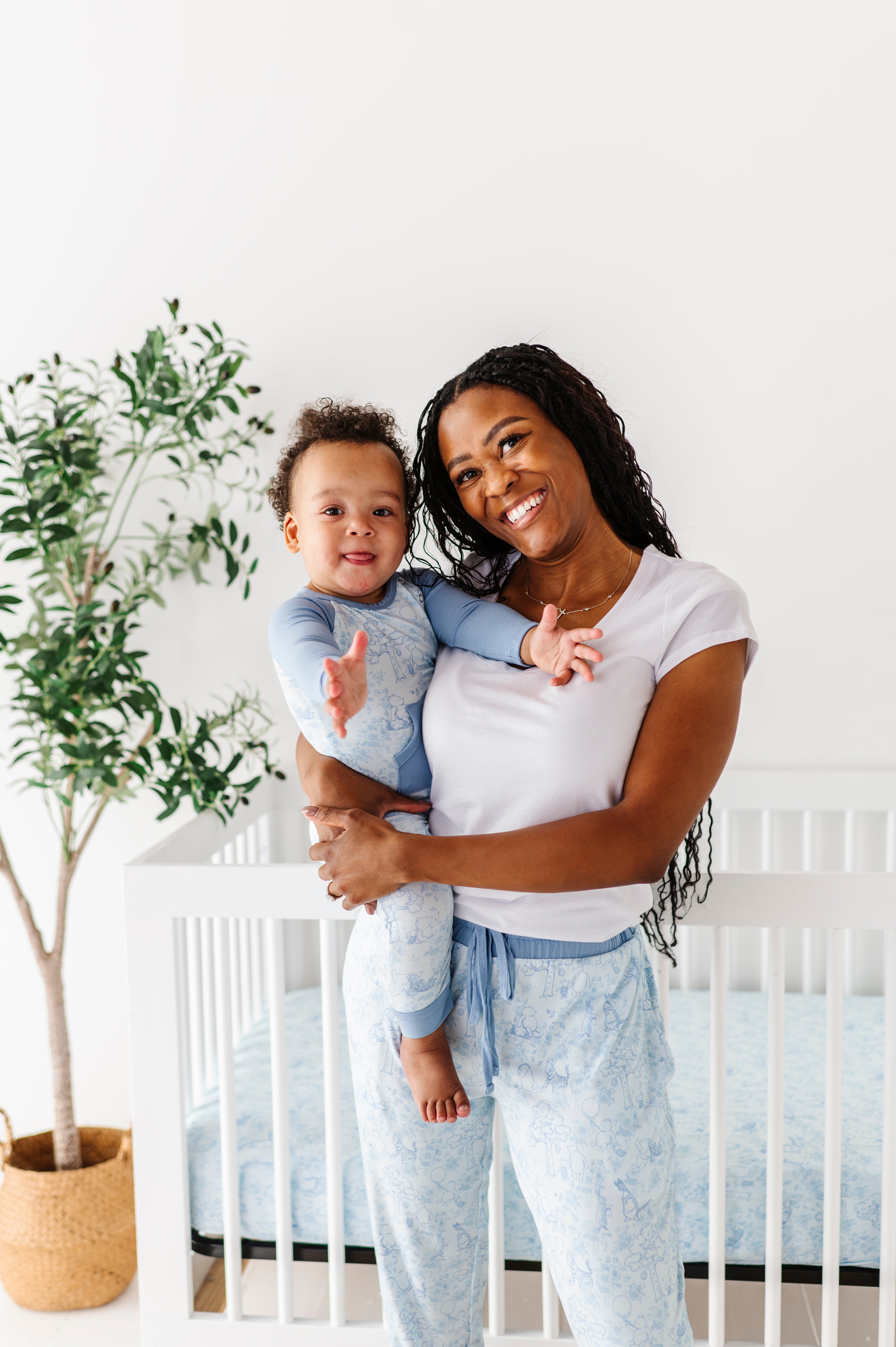 WOMEN'S SLEEPY PANTS - LITTLE ADVENTURERS