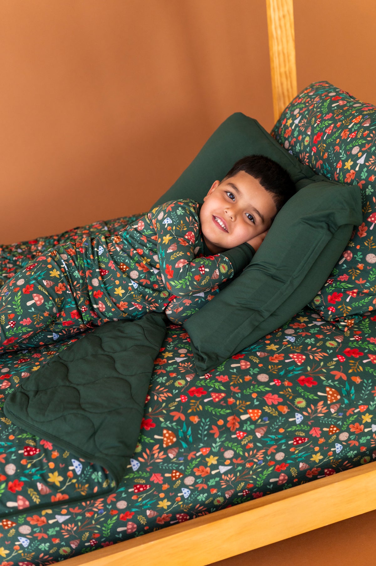 Twin Fitted Sheet - Toadstool Grove
