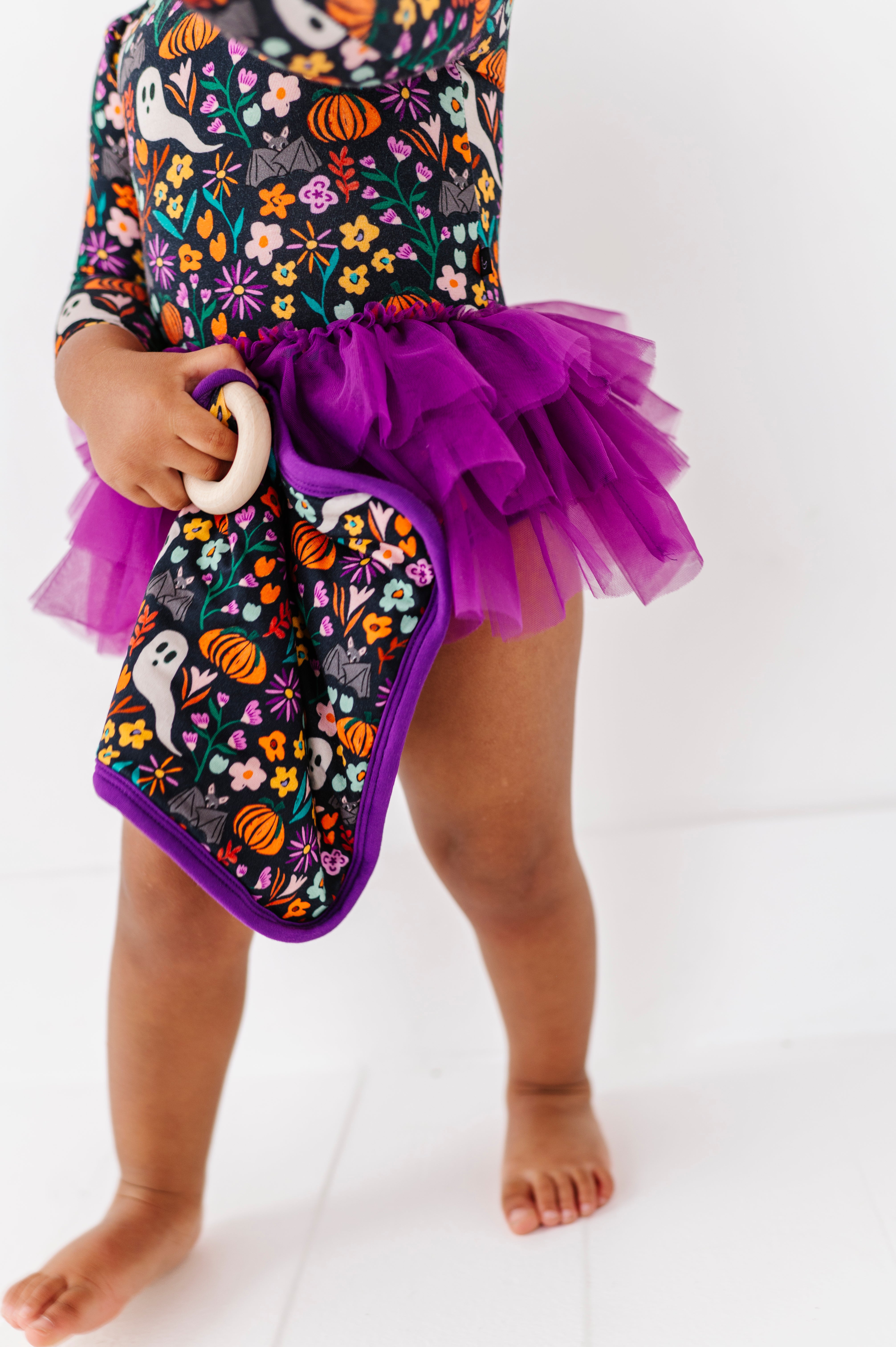 MINI LOVIE WITH WOODEN RING - BOOTIANICAL BASH