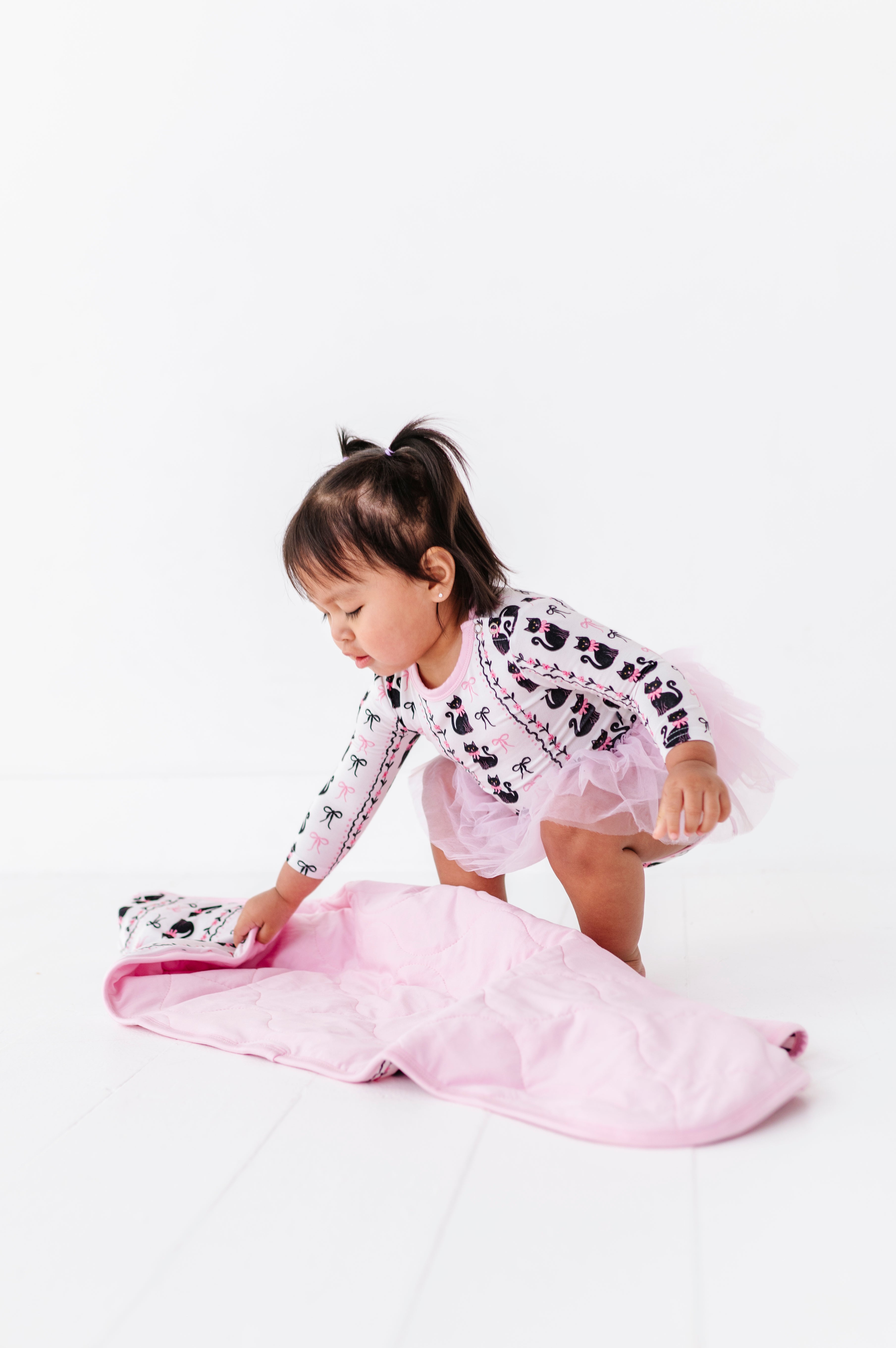 MINI BLANKIE - HEX AND HISSES