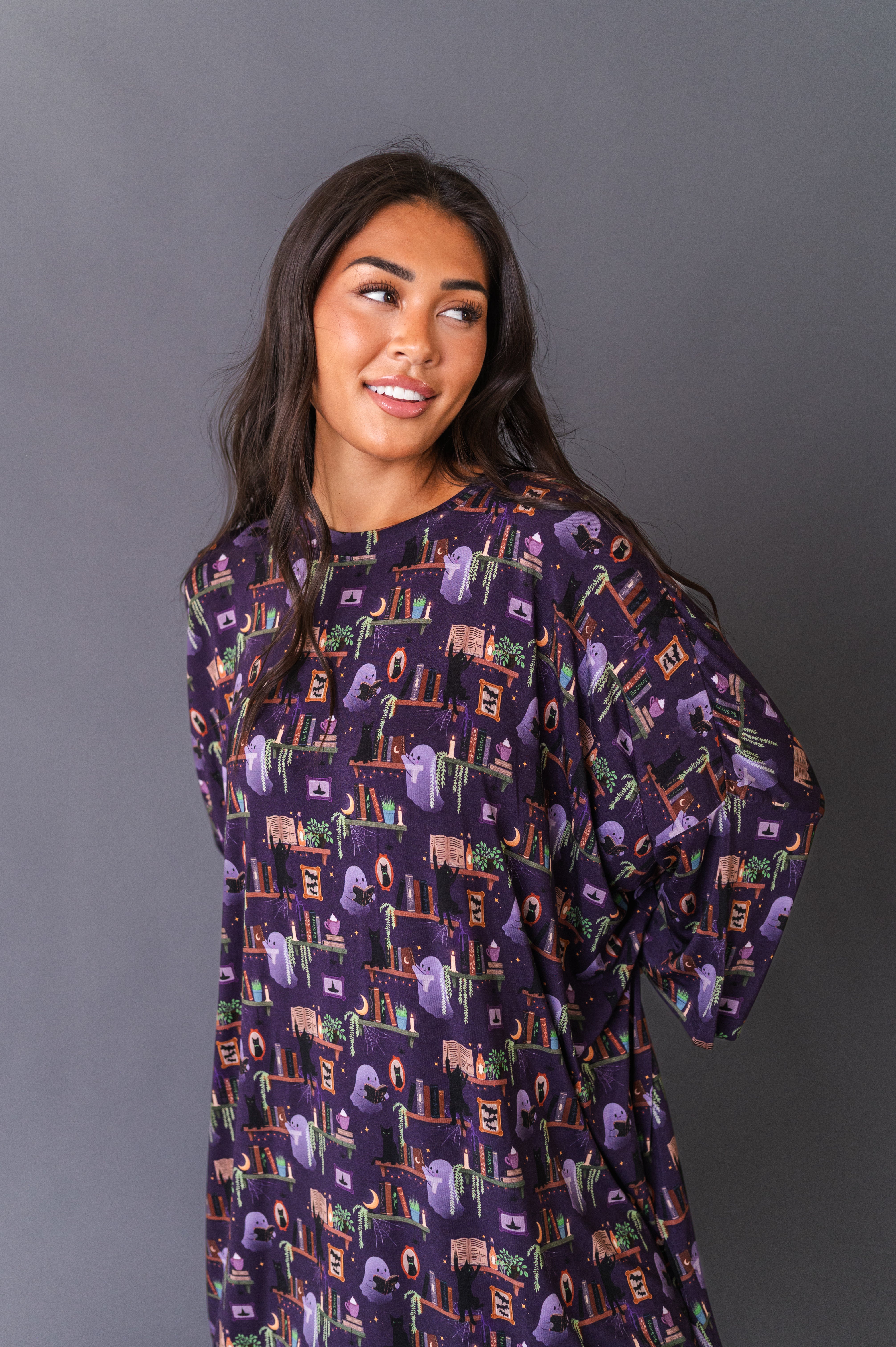 Oversized Lounge Tee - Haunted Library