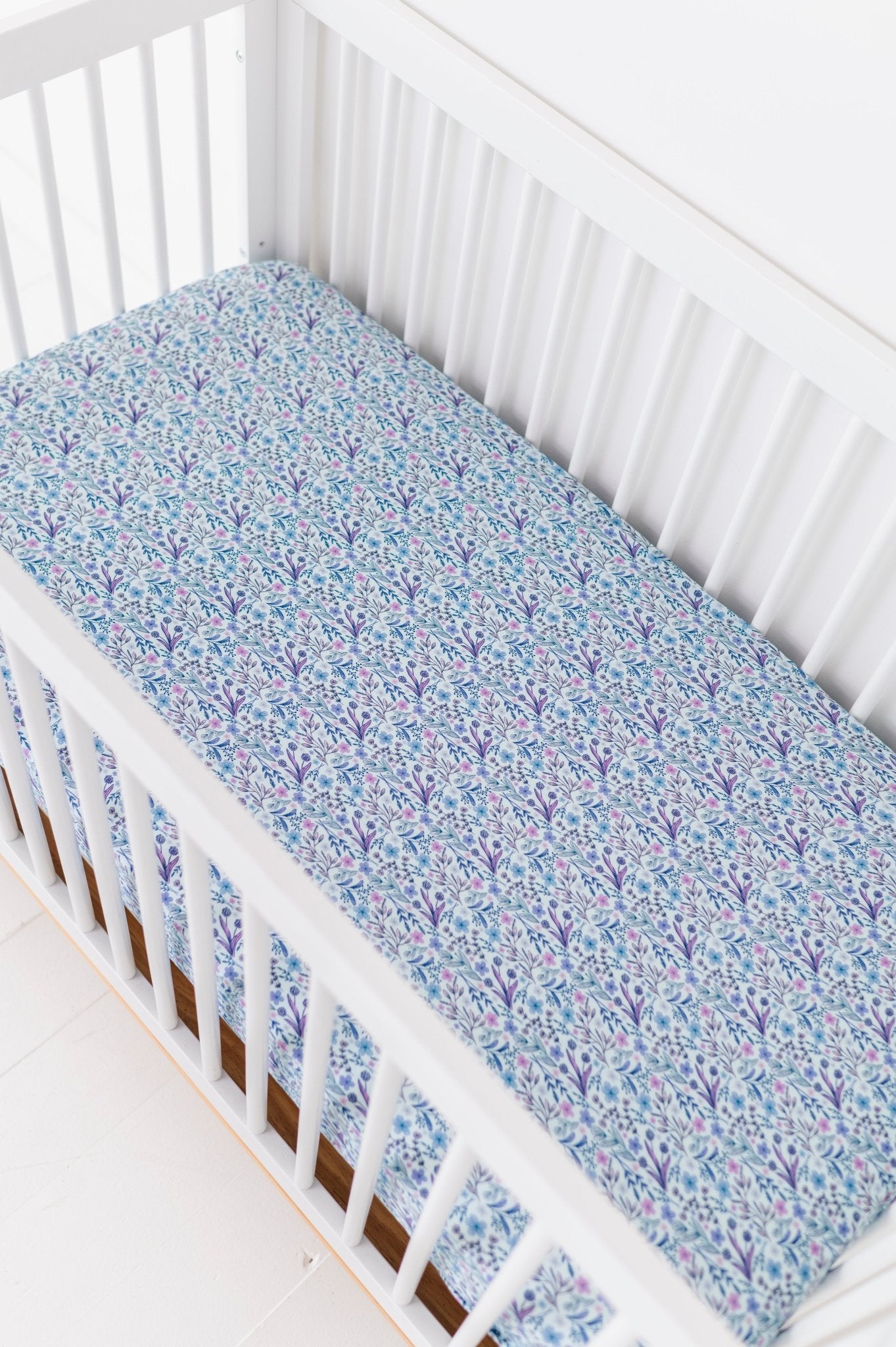Crib Sheet - LAVENDER LOVE - The Sleepy Sloth