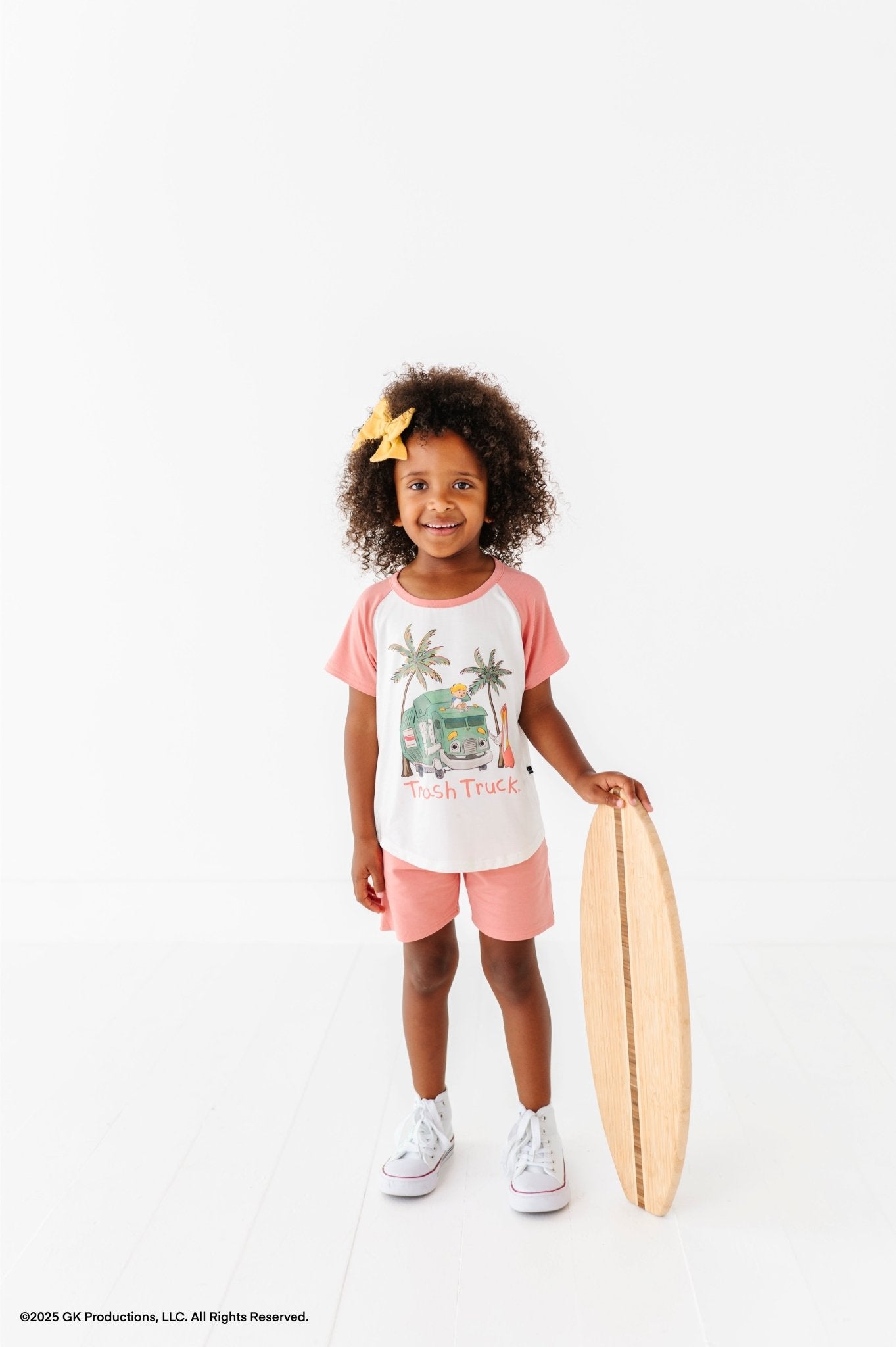 GRAPHIC TEE SHORT SET - TRASH TRUCK™ BEACH DAY (PINK) - The Sleepy Sloth