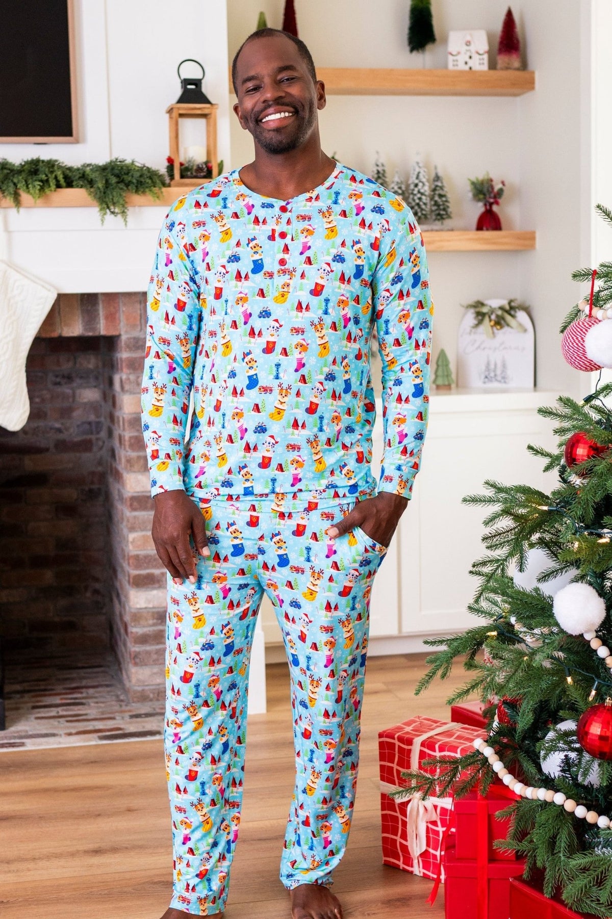 Men's Henley - Paw Patrol™ Deck the PAWs - The Sleepy Sloth