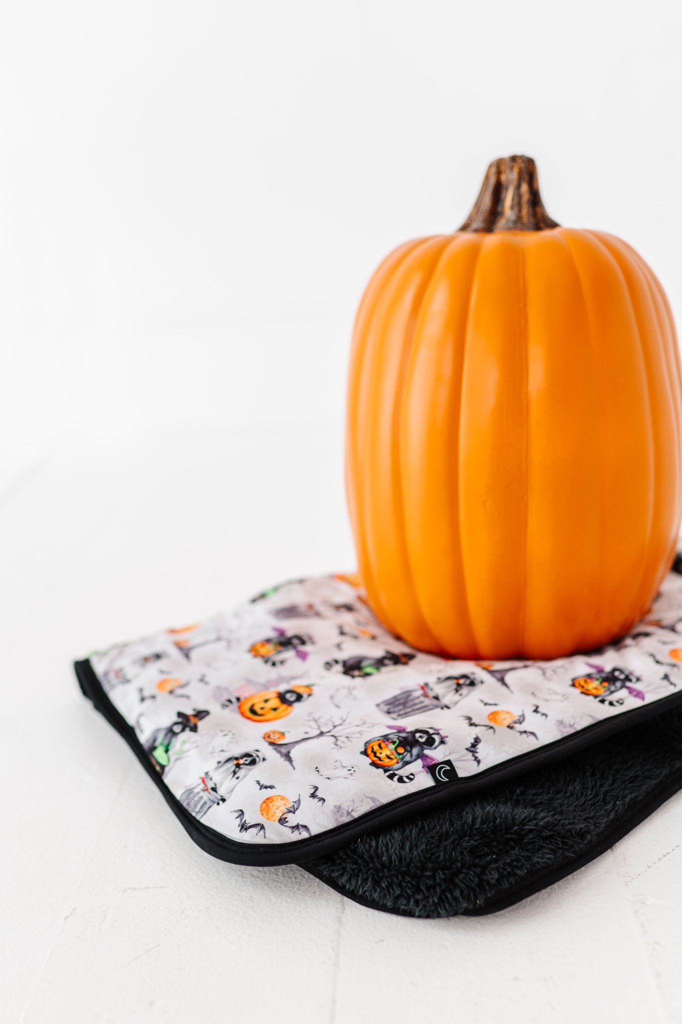 PLUSH MINI BLANKIE - MIDNIGHT MISCHIEF - The Sleepy Sloth