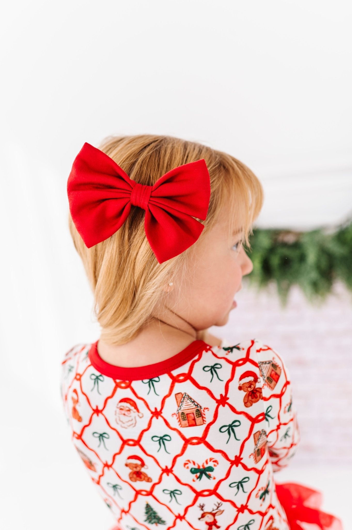 PRESALE ALLIGATOR CLIP SOLID BOW - CRANBERRY - The Sleepy Sloth