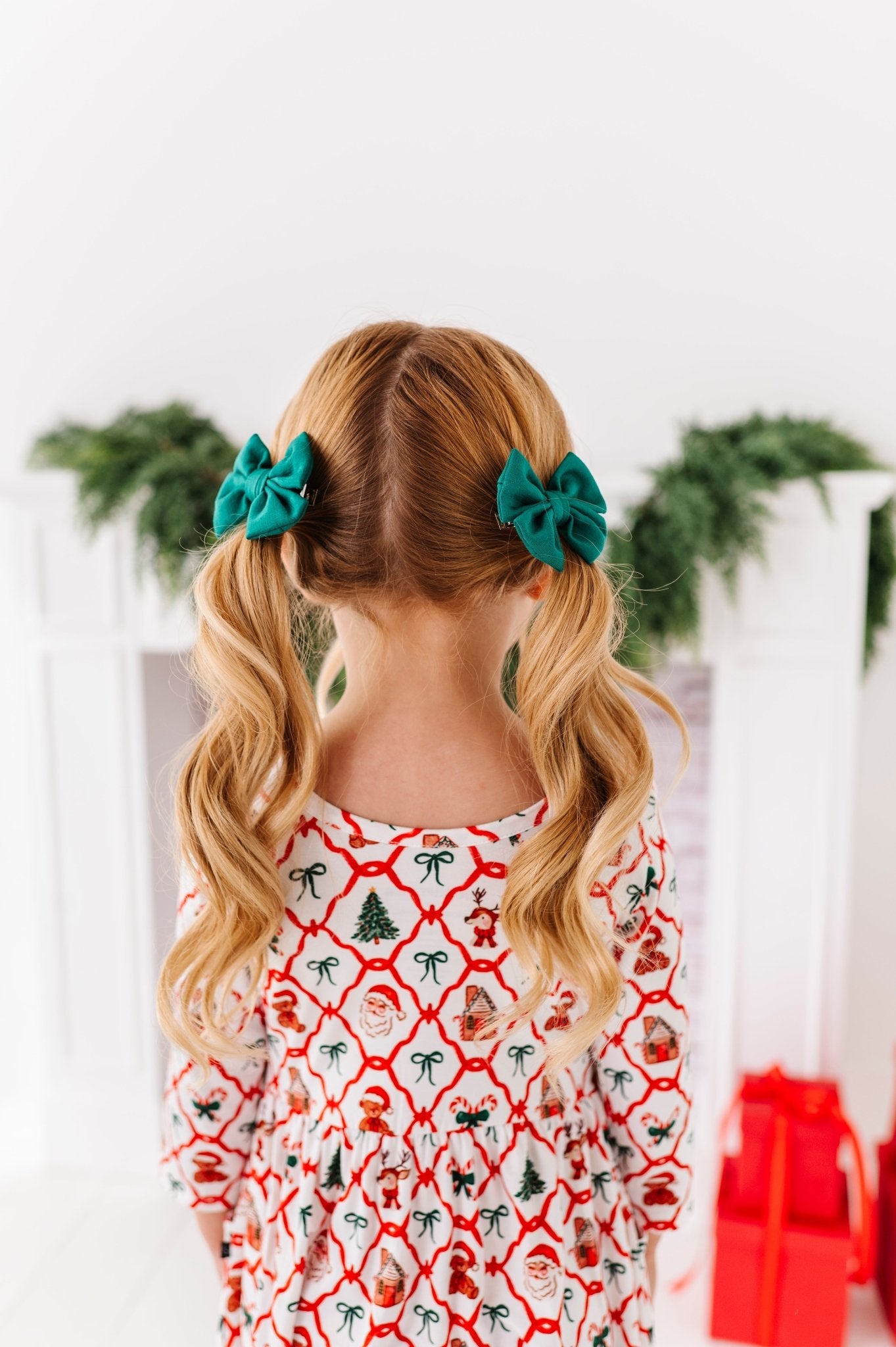 PRESALE ALLIGATOR CLIP SOLID MINI BOWS - EVERGREEN - The Sleepy Sloth
