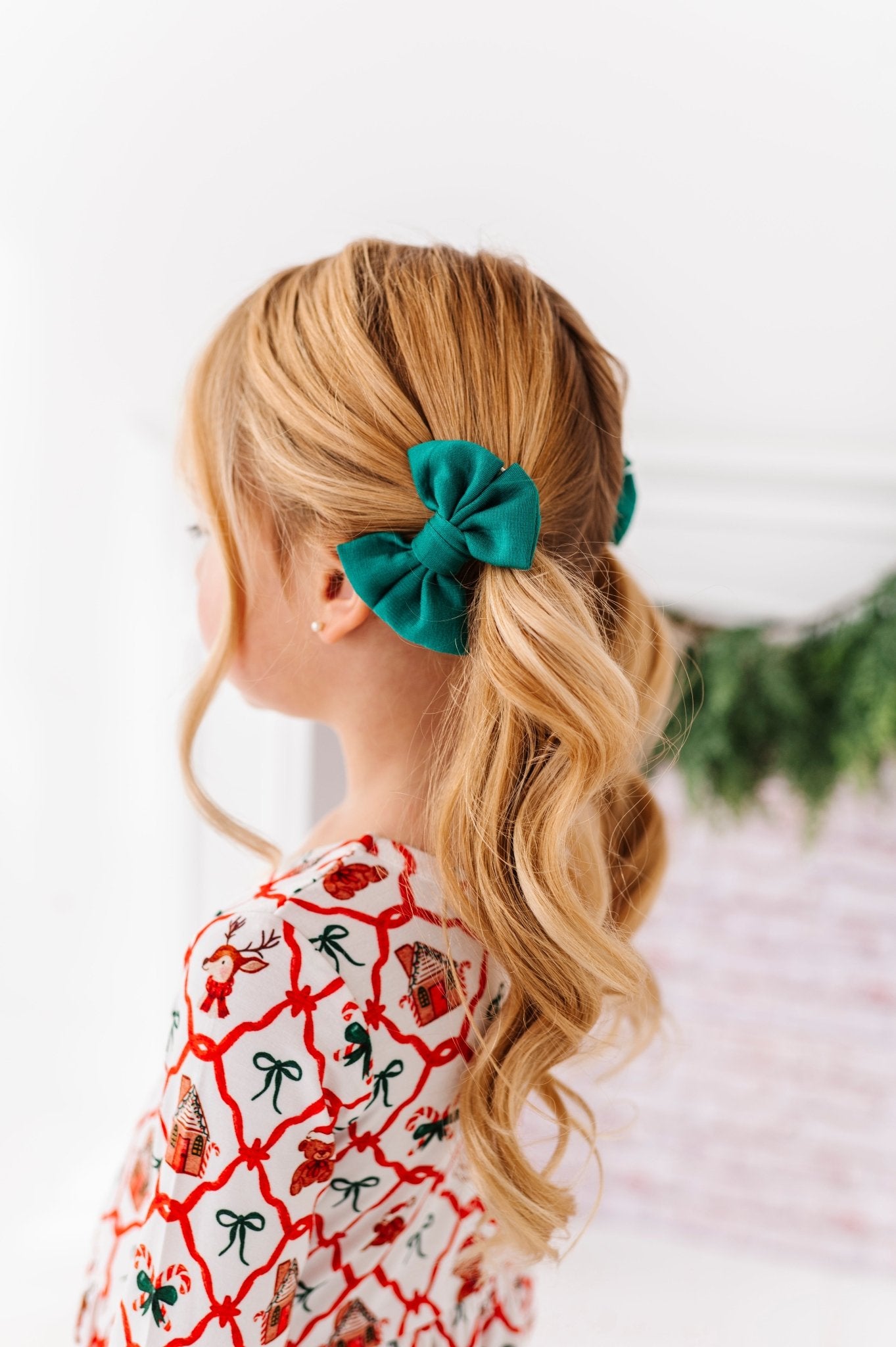 PRESALE ALLIGATOR CLIP SOLID MINI BOWS - EVERGREEN - The Sleepy Sloth