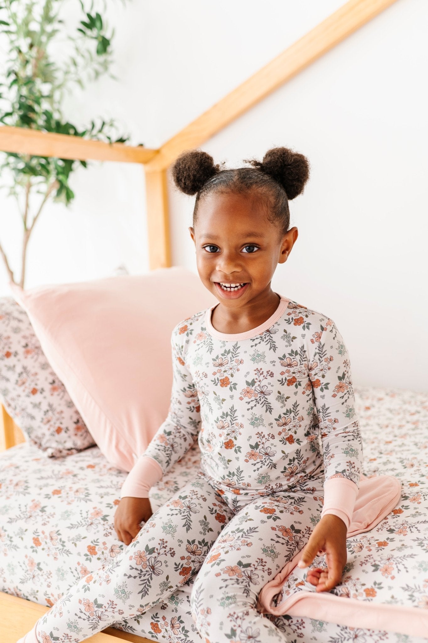 STANDARD PILLOW CASE SET - TIMELESS MEADOW - The Sleepy Sloth