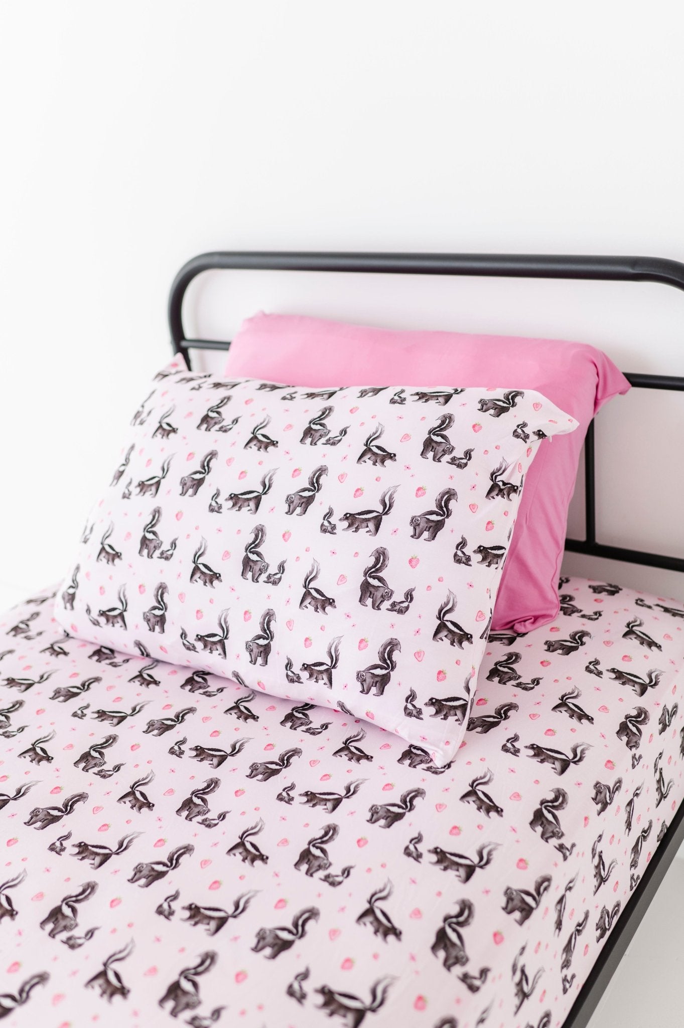 STANDARD PILLOWCASE SET - BERRY SWEET - The Sleepy Sloth