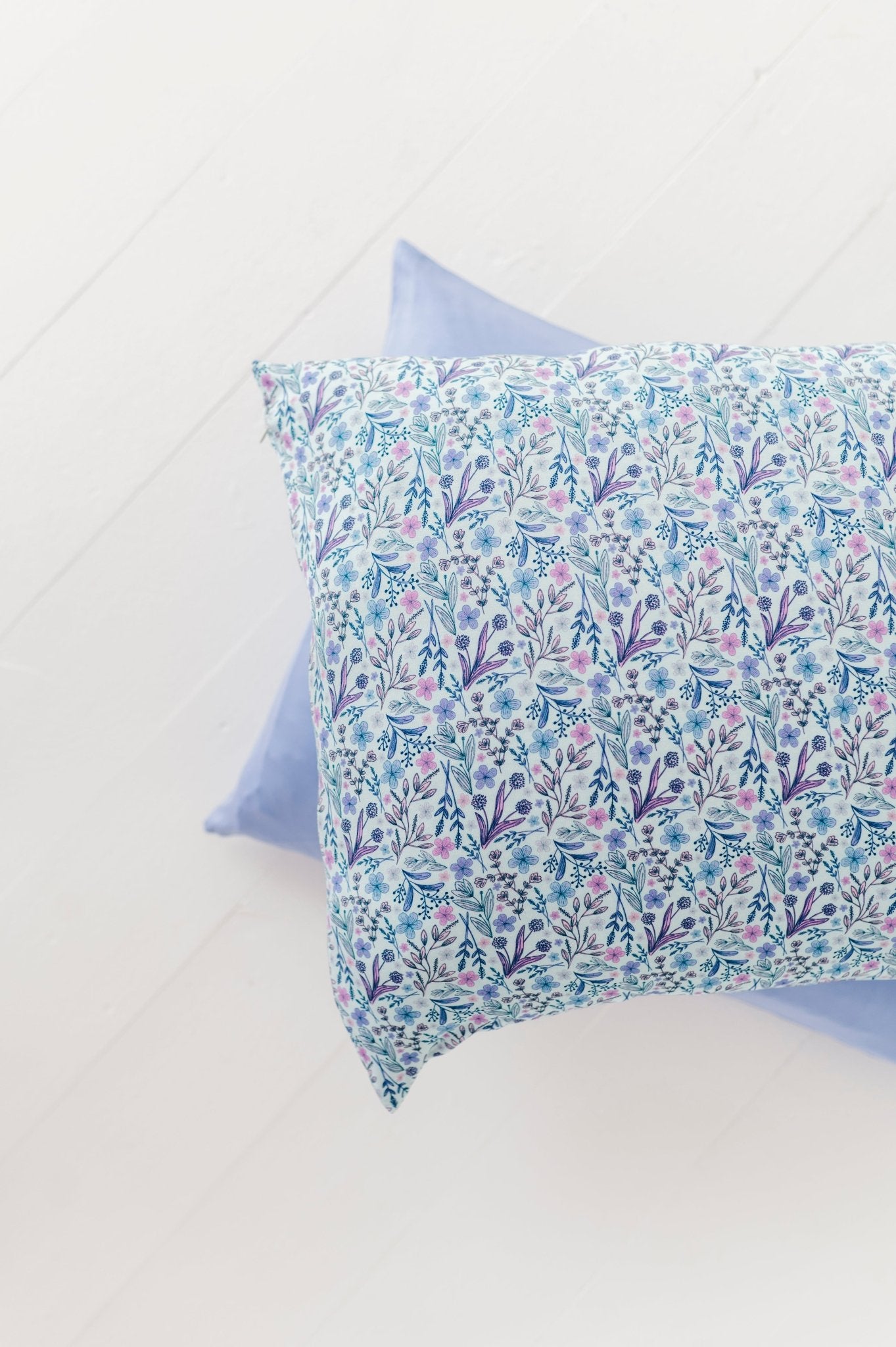 Standard Pillowcase Set - LAVENDER LOVE - The Sleepy Sloth