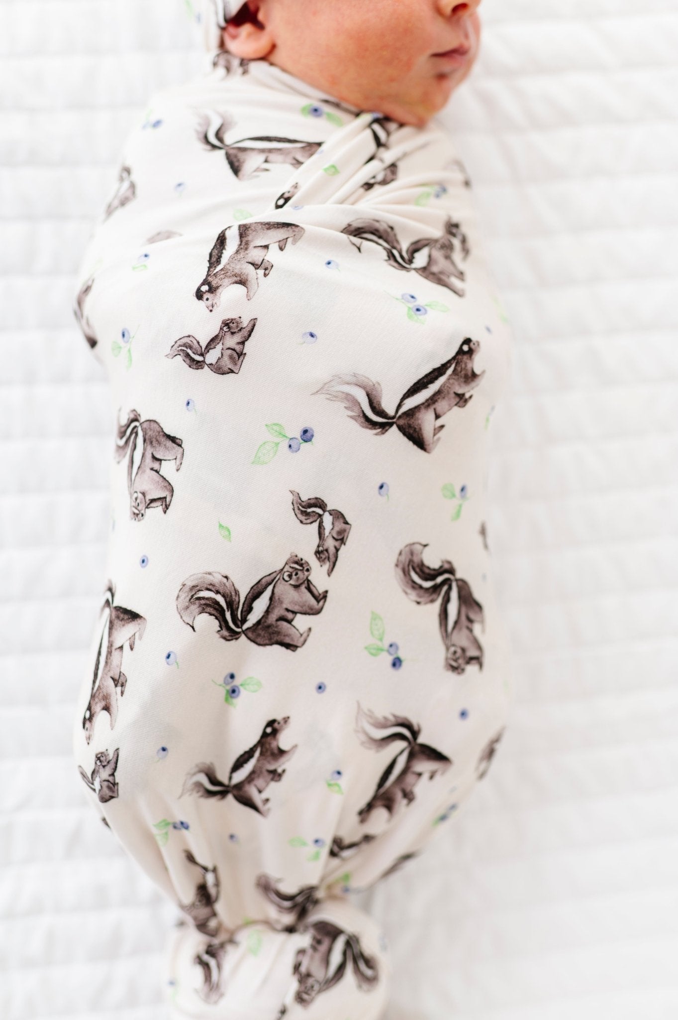 SWADDLE SET - BERRY STINKY - The Sleepy Sloth