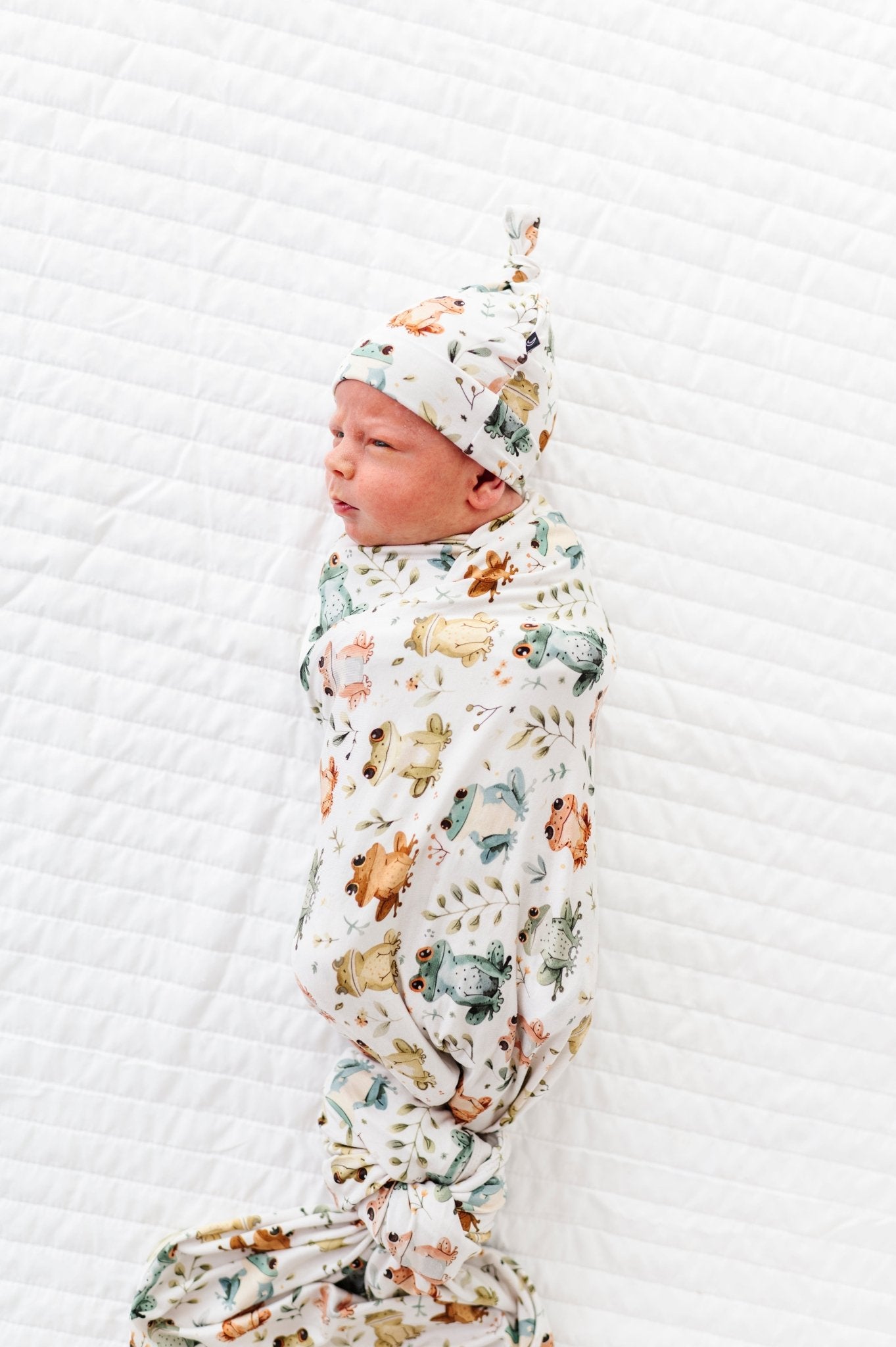 SWADDLE SET - FROGGING AWESOME - The Sleepy Sloth