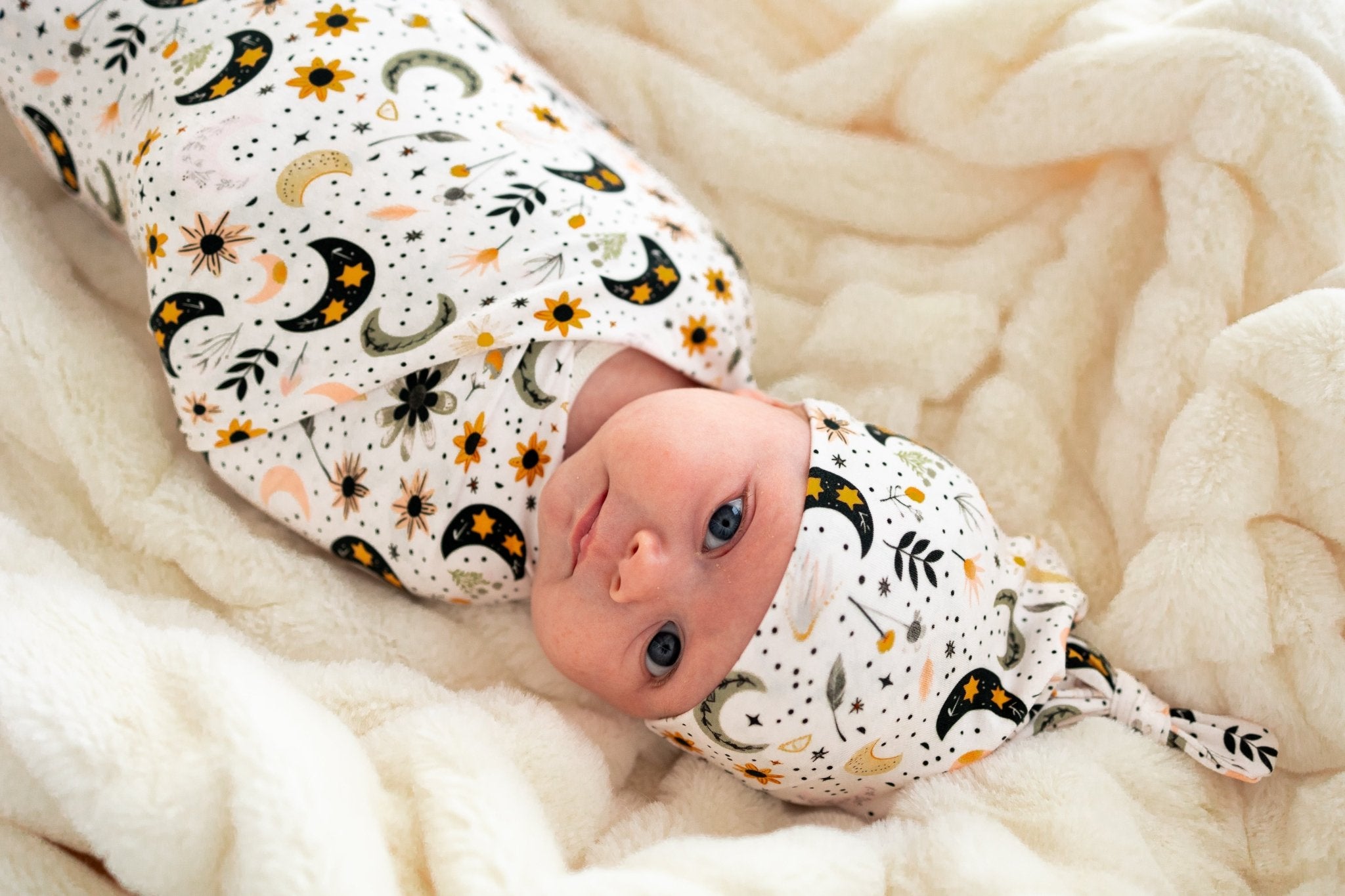 SWADDLE SET - LUNAR BLOSSOM - The Sleepy Sloth