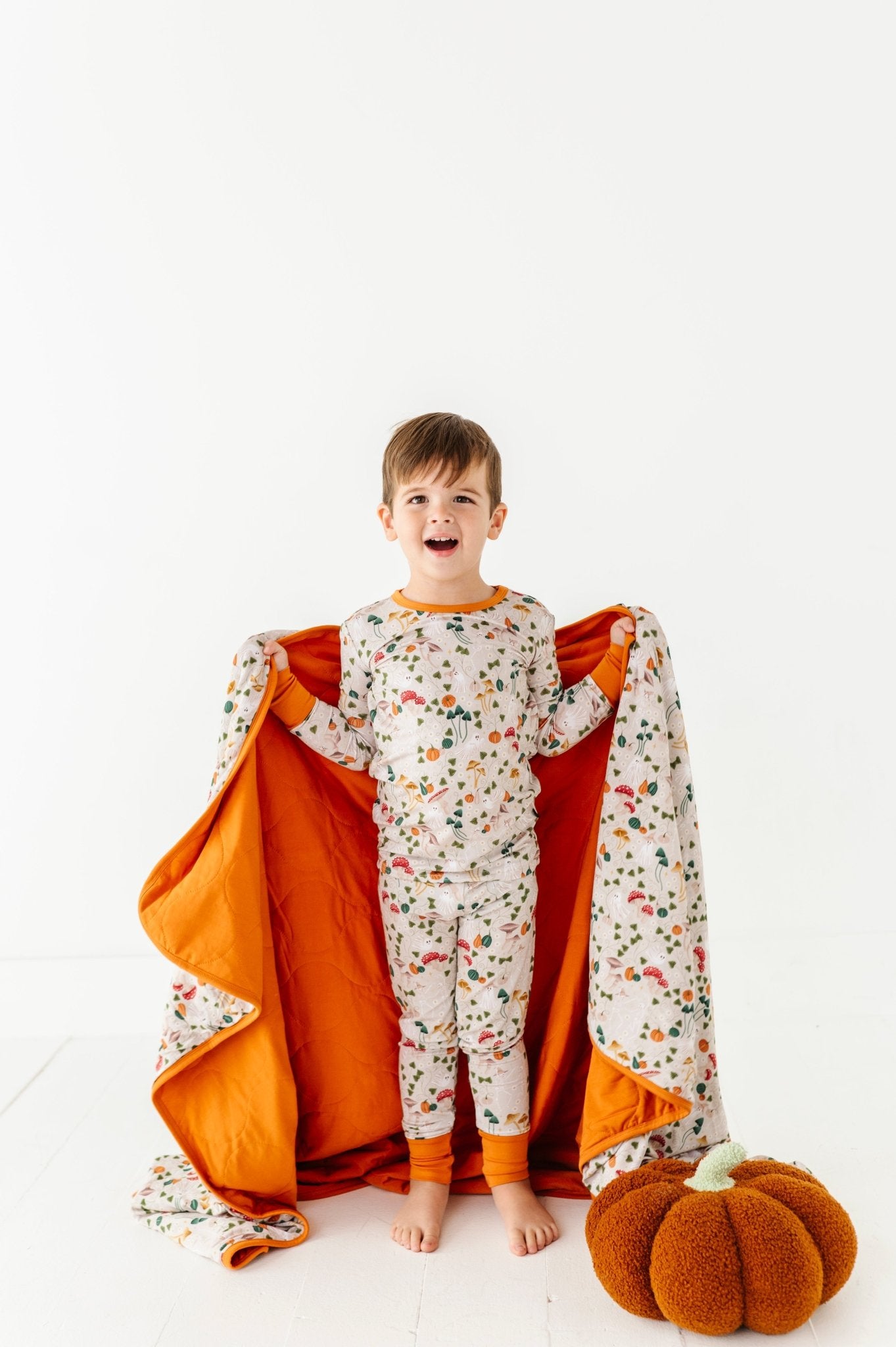 TODDLER BLANKIE - GHOSTLY SHROOMS - The Sleepy Sloth