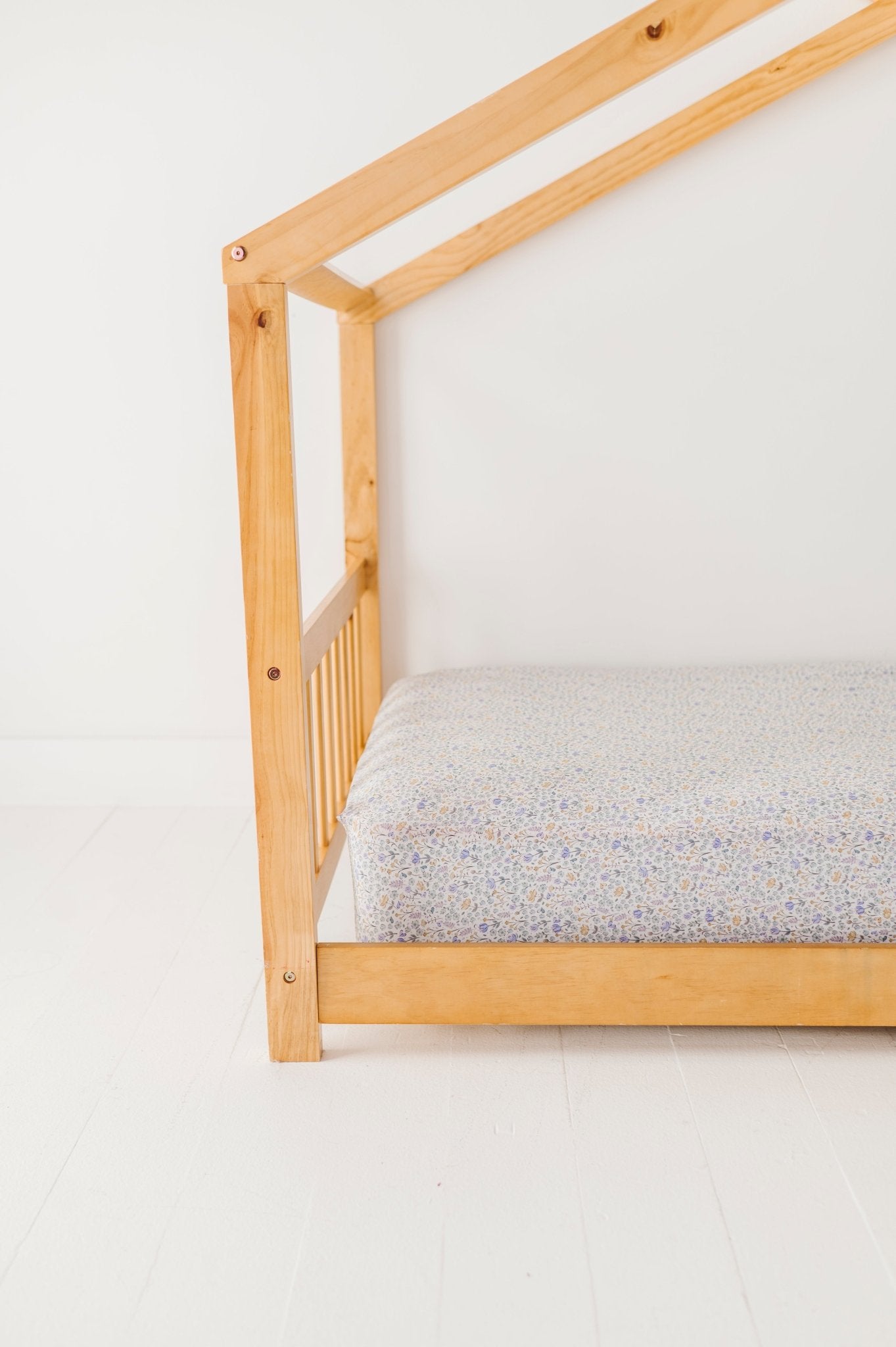 TWIN FITTED SHEET - LILAC VALLEY - The Sleepy Sloth